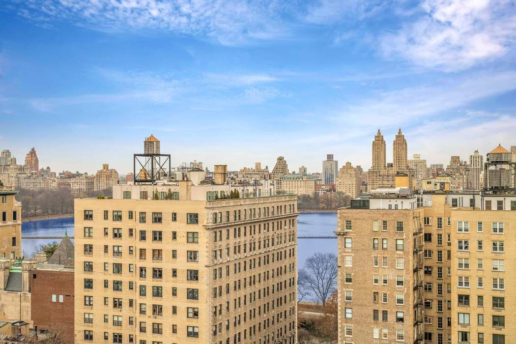 40 E 94th Street 18B