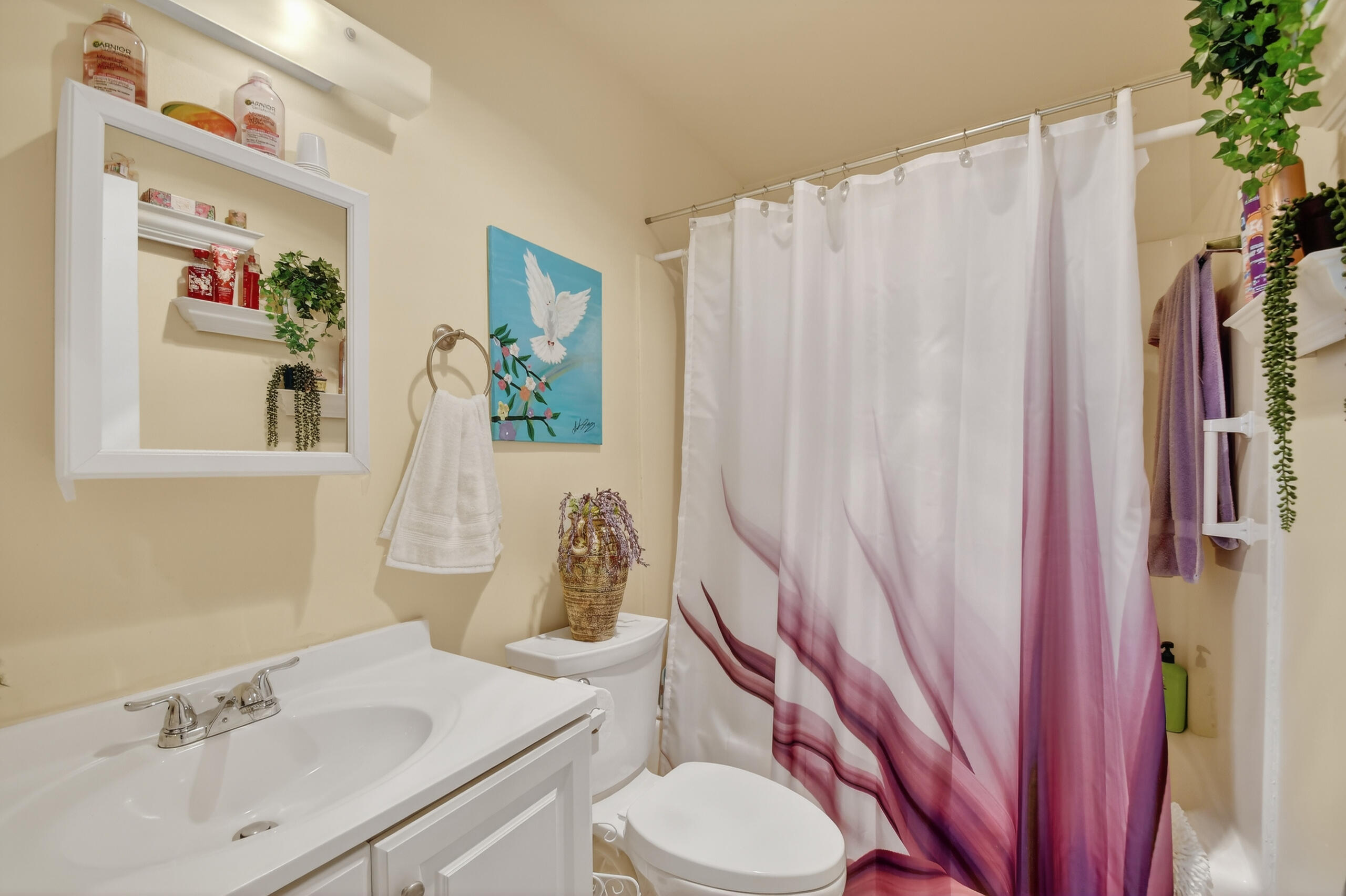 116 Golden Lakes Blvd