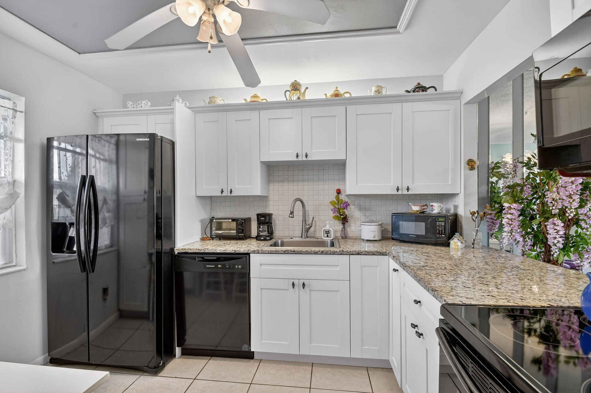 116 Golden Lakes Blvd