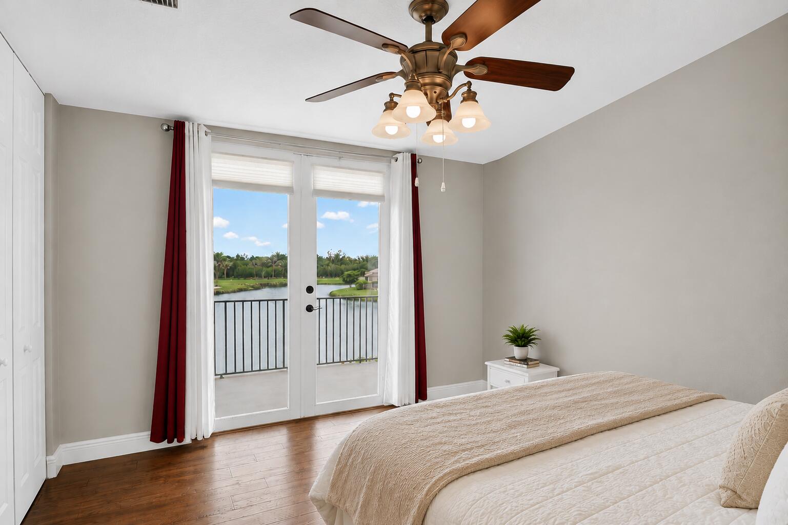 2214 Ridgewood Circle