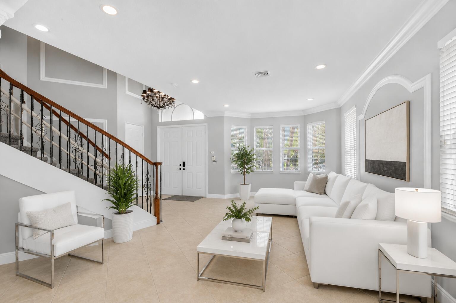 2214 Ridgewood Circle