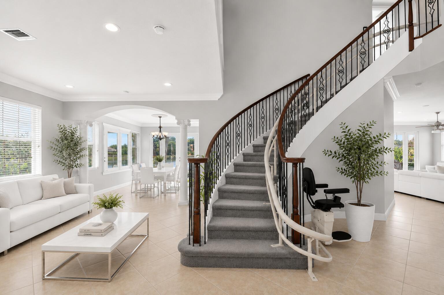 2214 Ridgewood Circle
