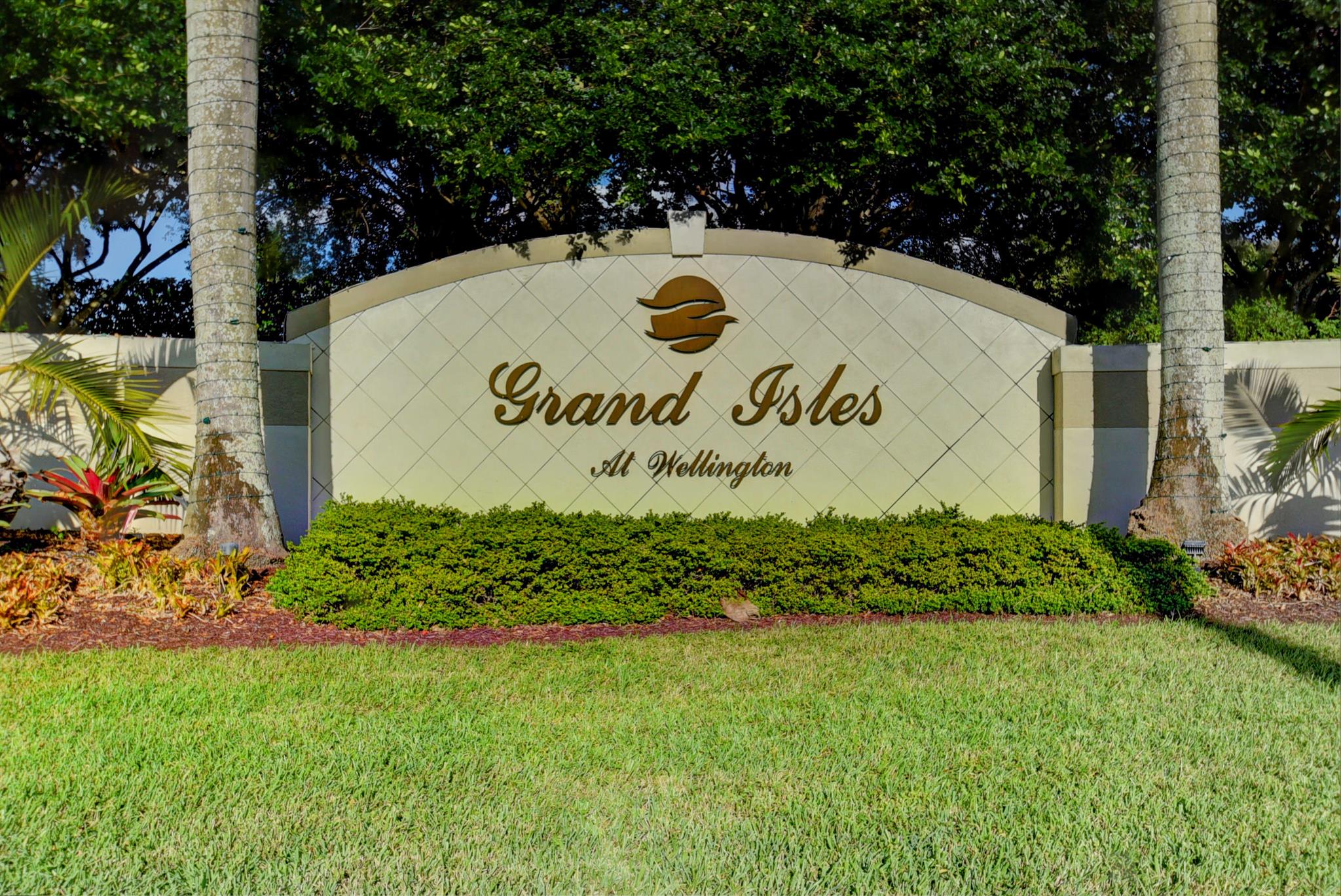 11218 Edgewater Circle