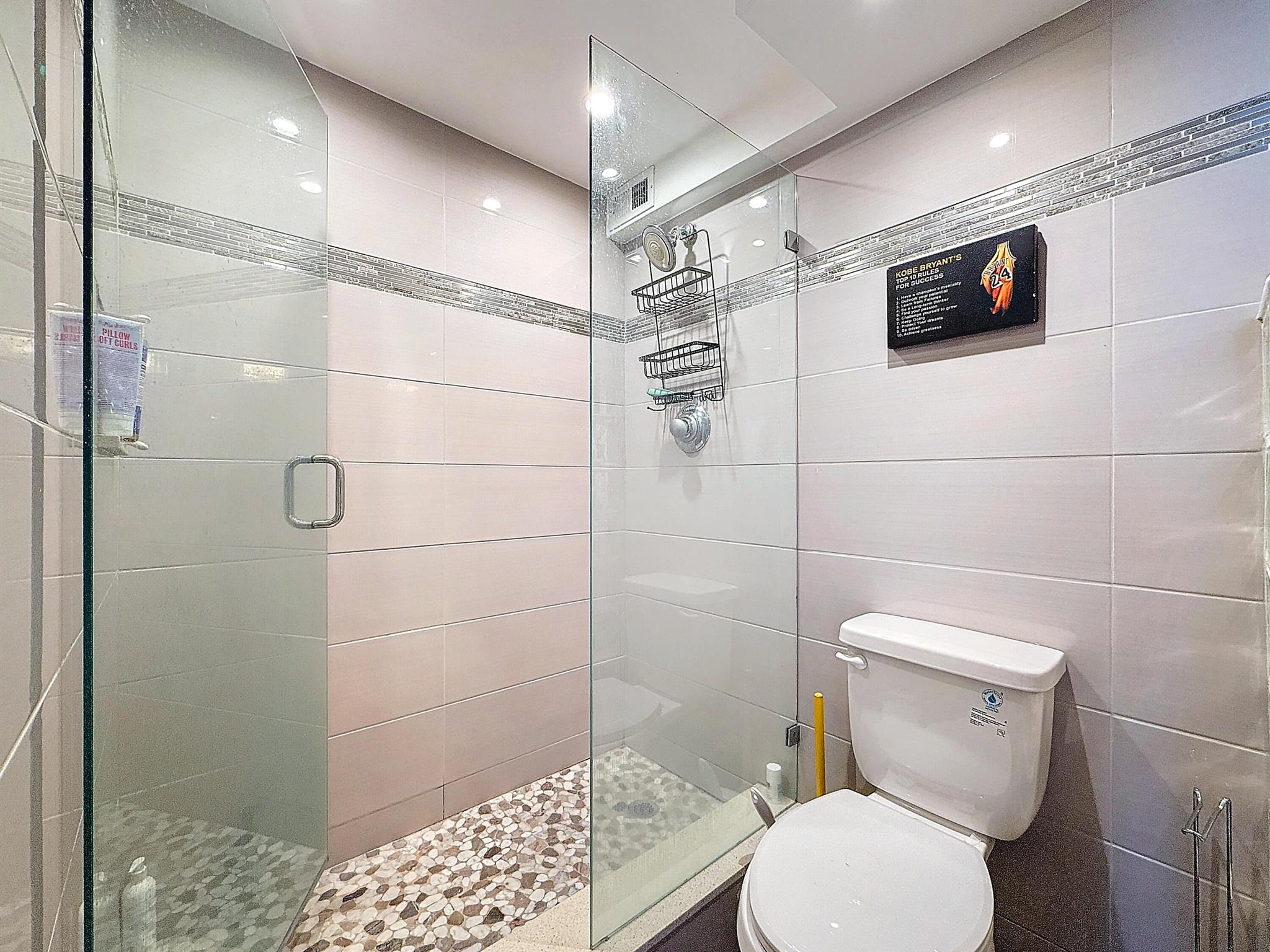 328 N Ocean Boulevard 707