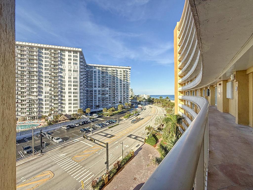 328 N Ocean Boulevard 707
