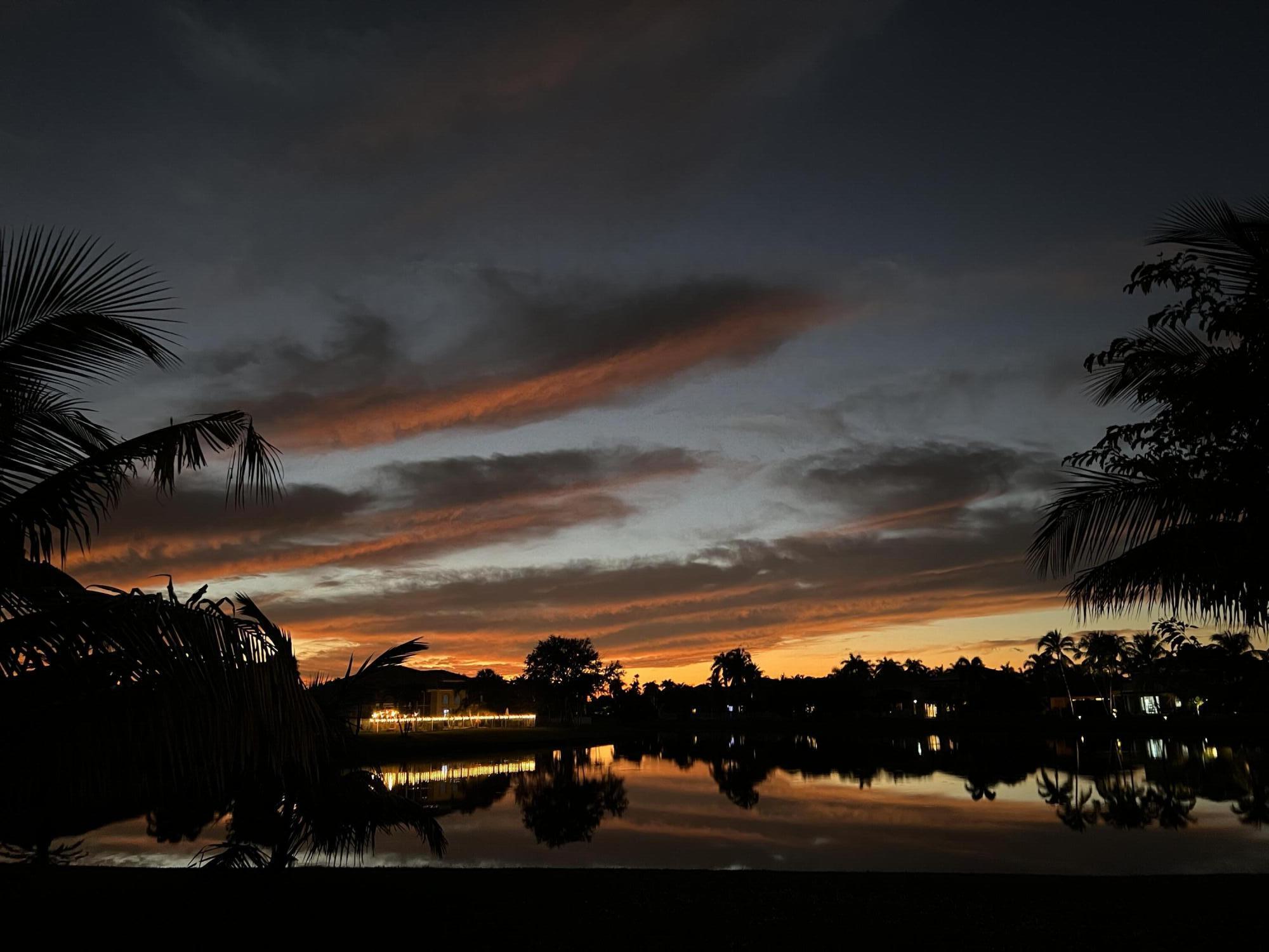 11259 Edgewater Circle