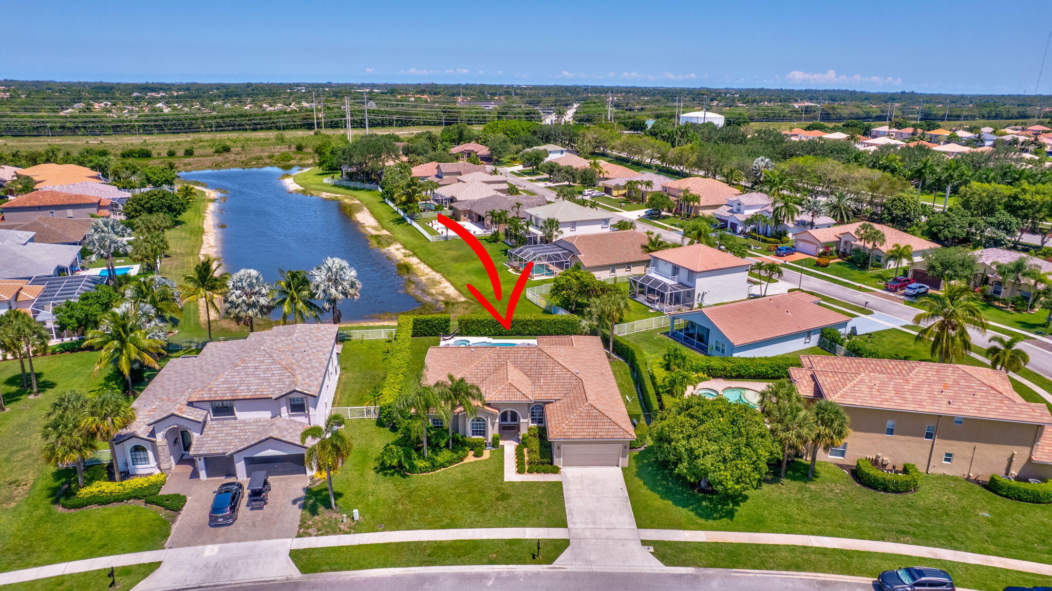 11248 Edgewater Circle