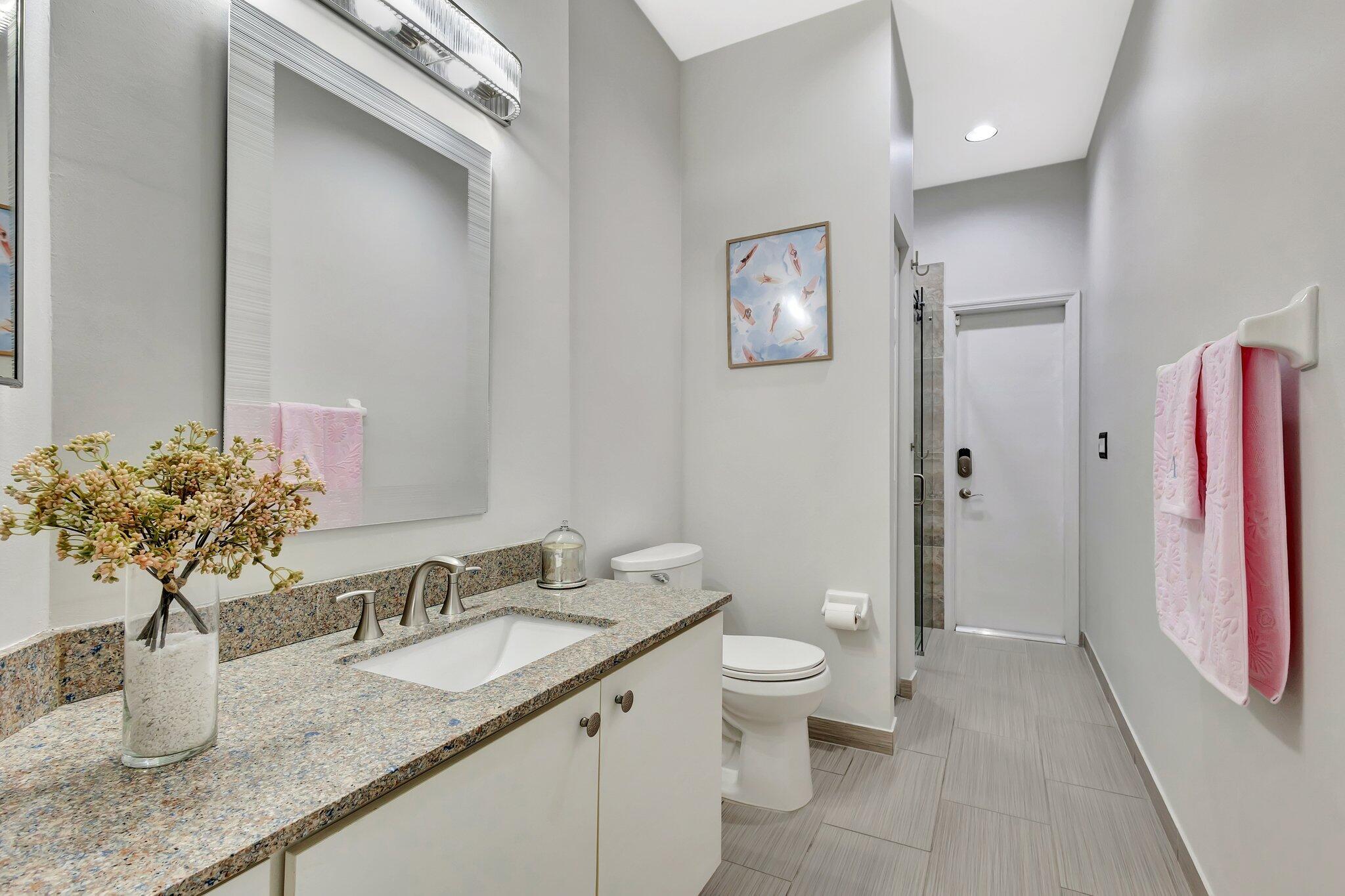 11248 Edgewater Circle