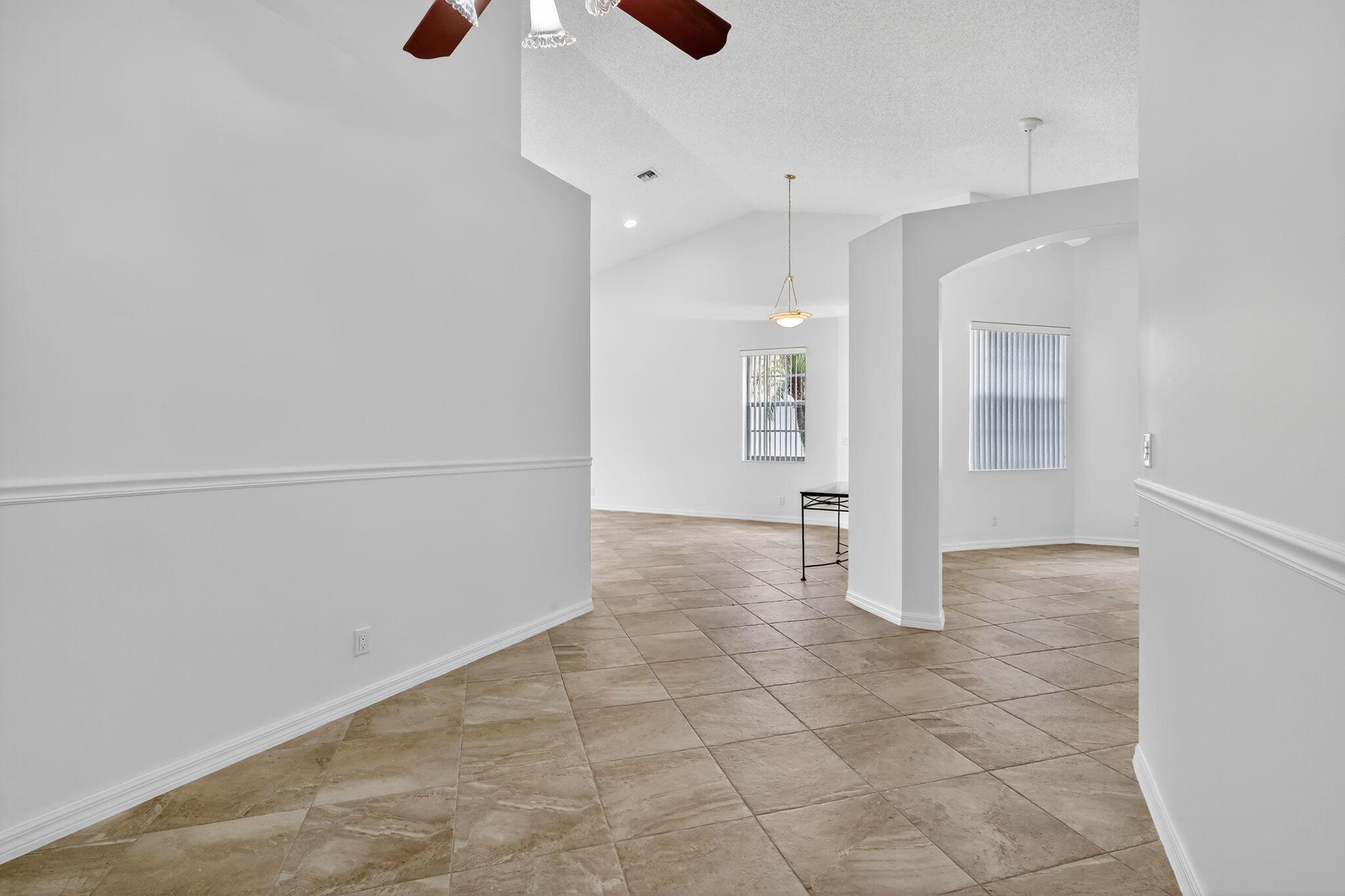6180 Heliconia Road