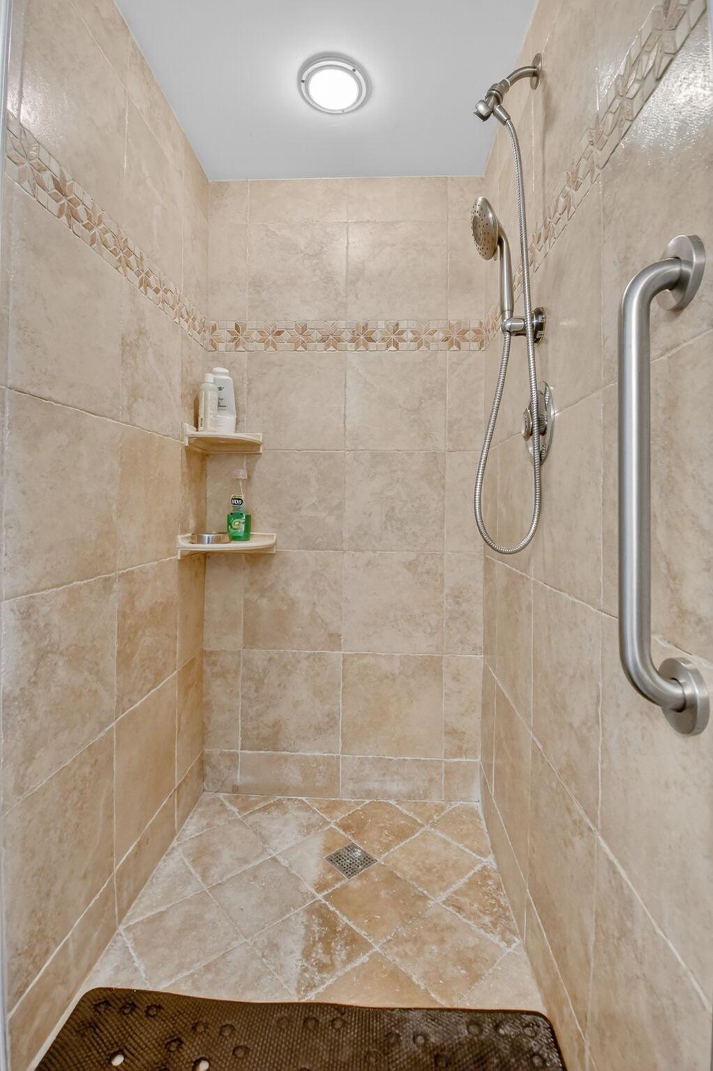 14460 Strathmore Lane 605