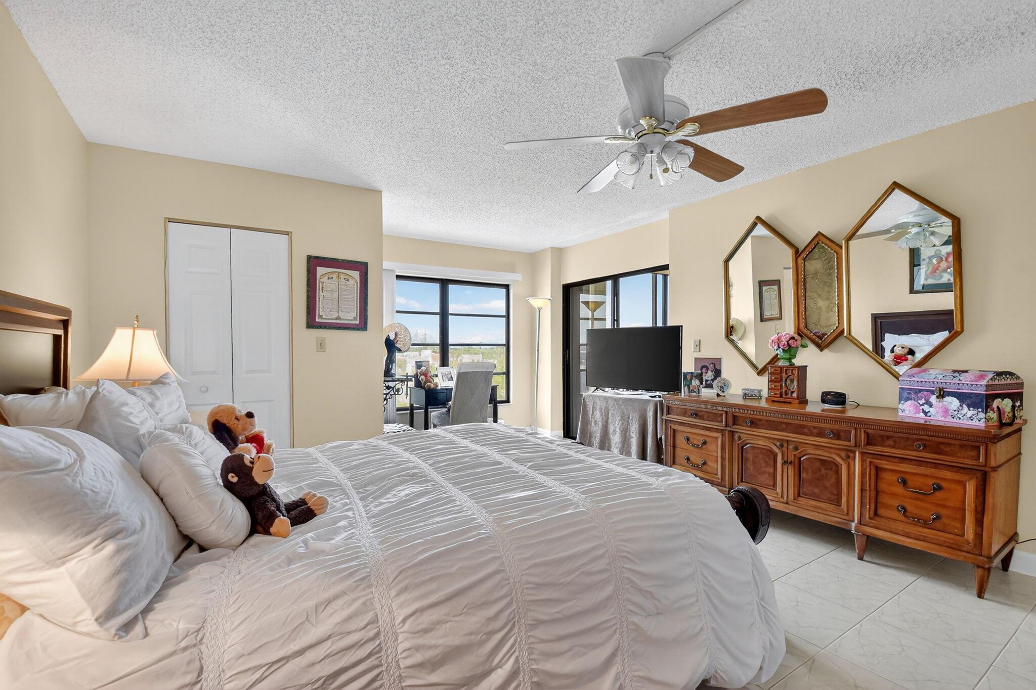 14460 Strathmore Lane 605
