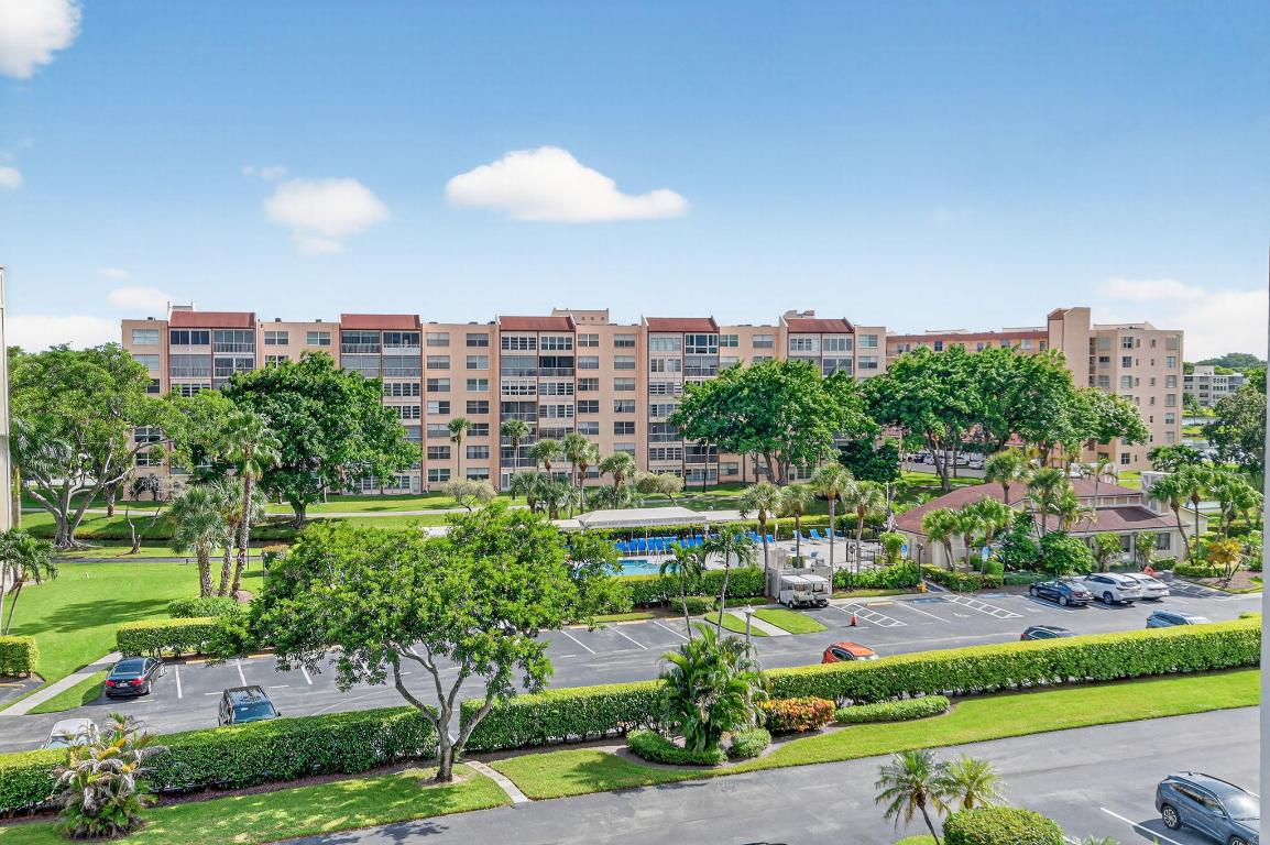 14460 Strathmore Lane 605