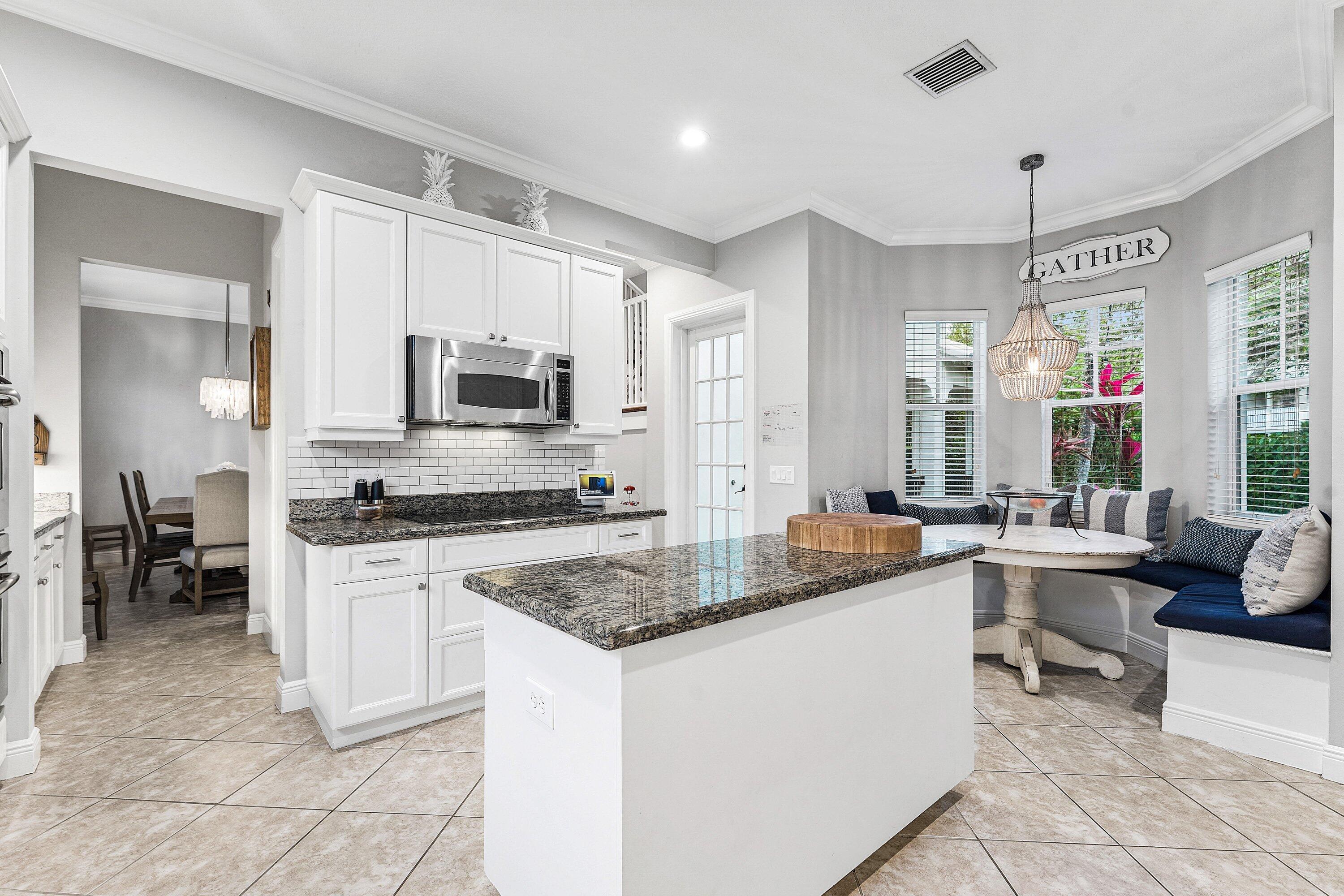 206 Botanica Drive