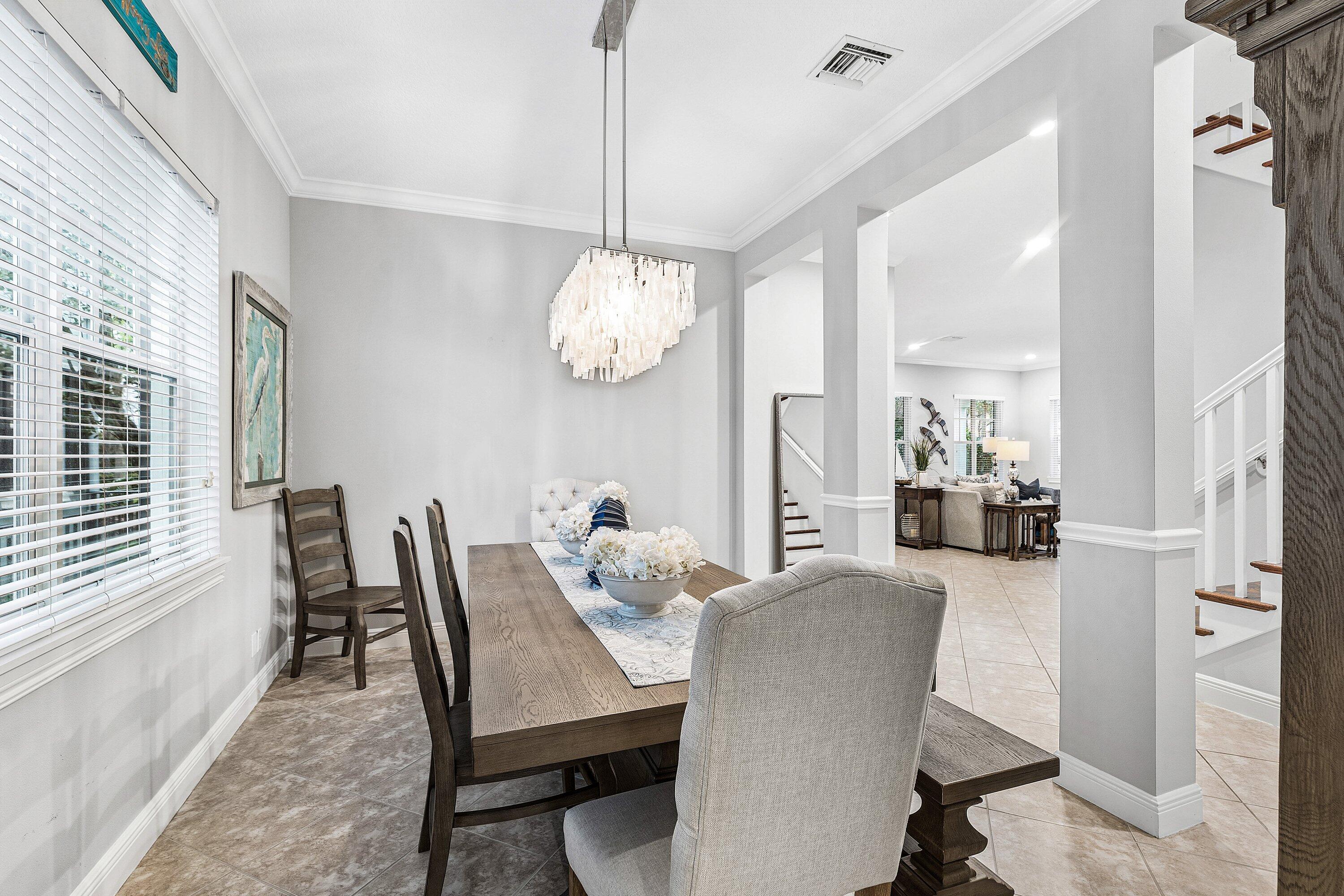 206 Botanica Drive