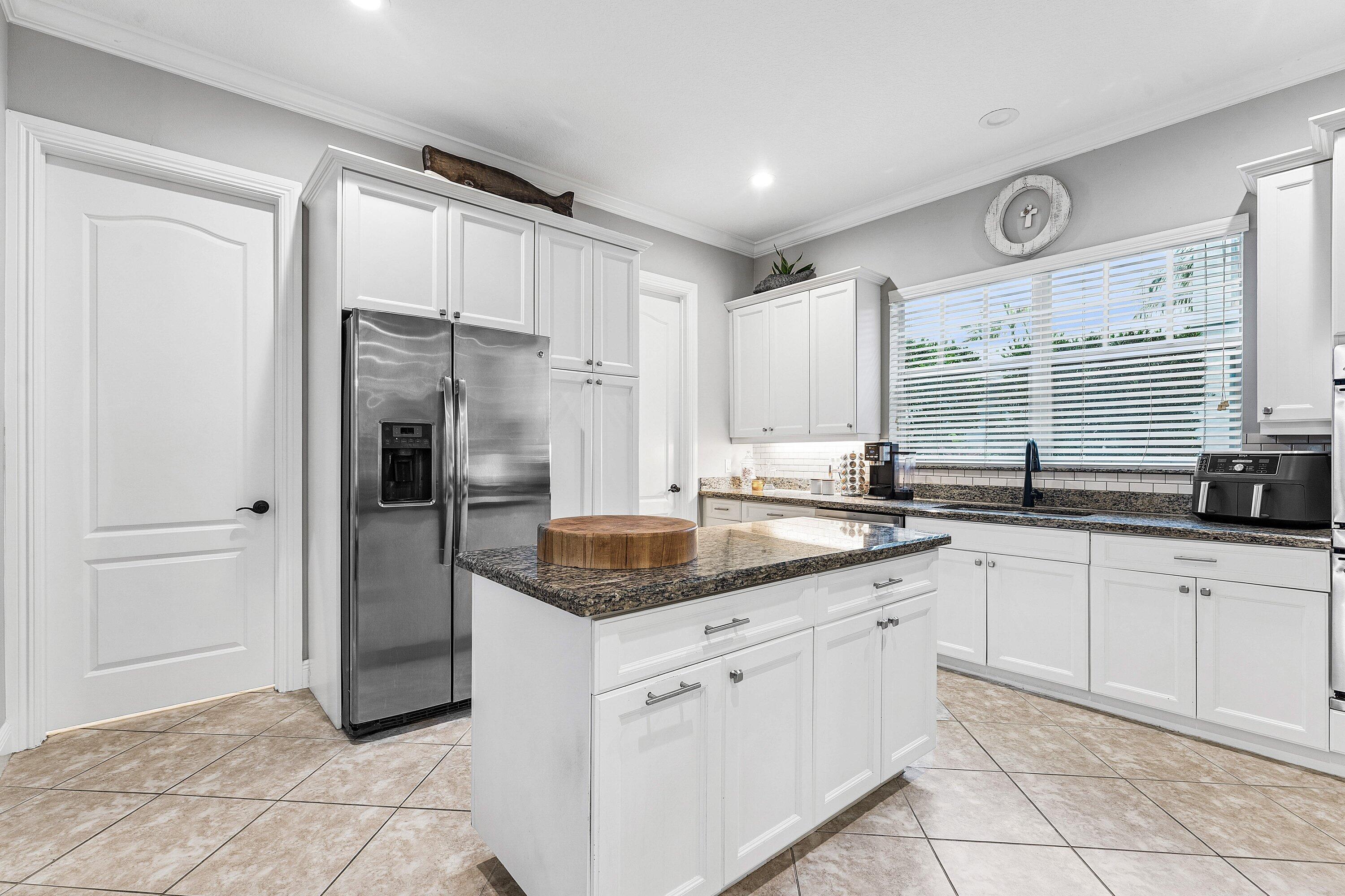 206 Botanica Drive