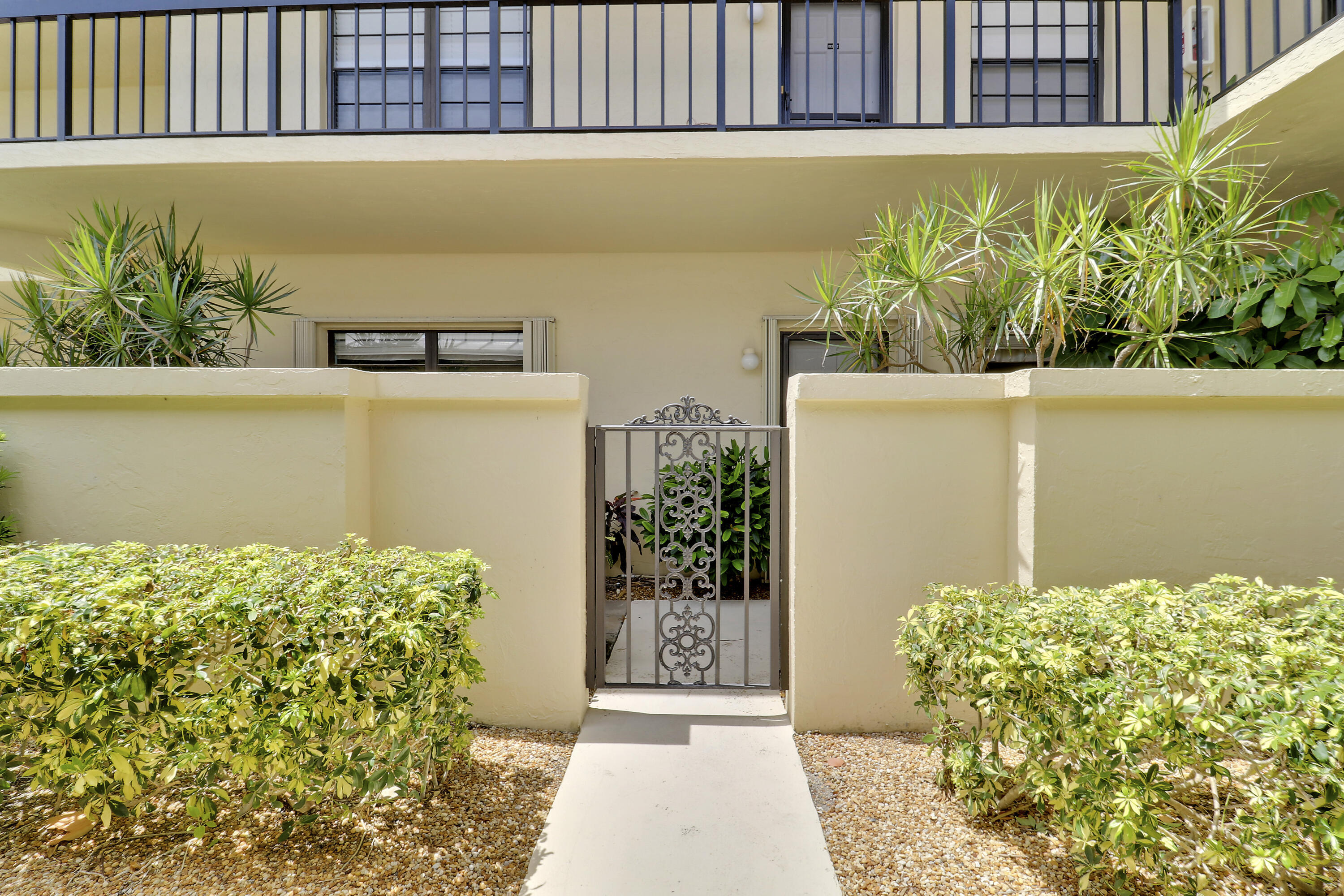 375 S Beach Road 102b