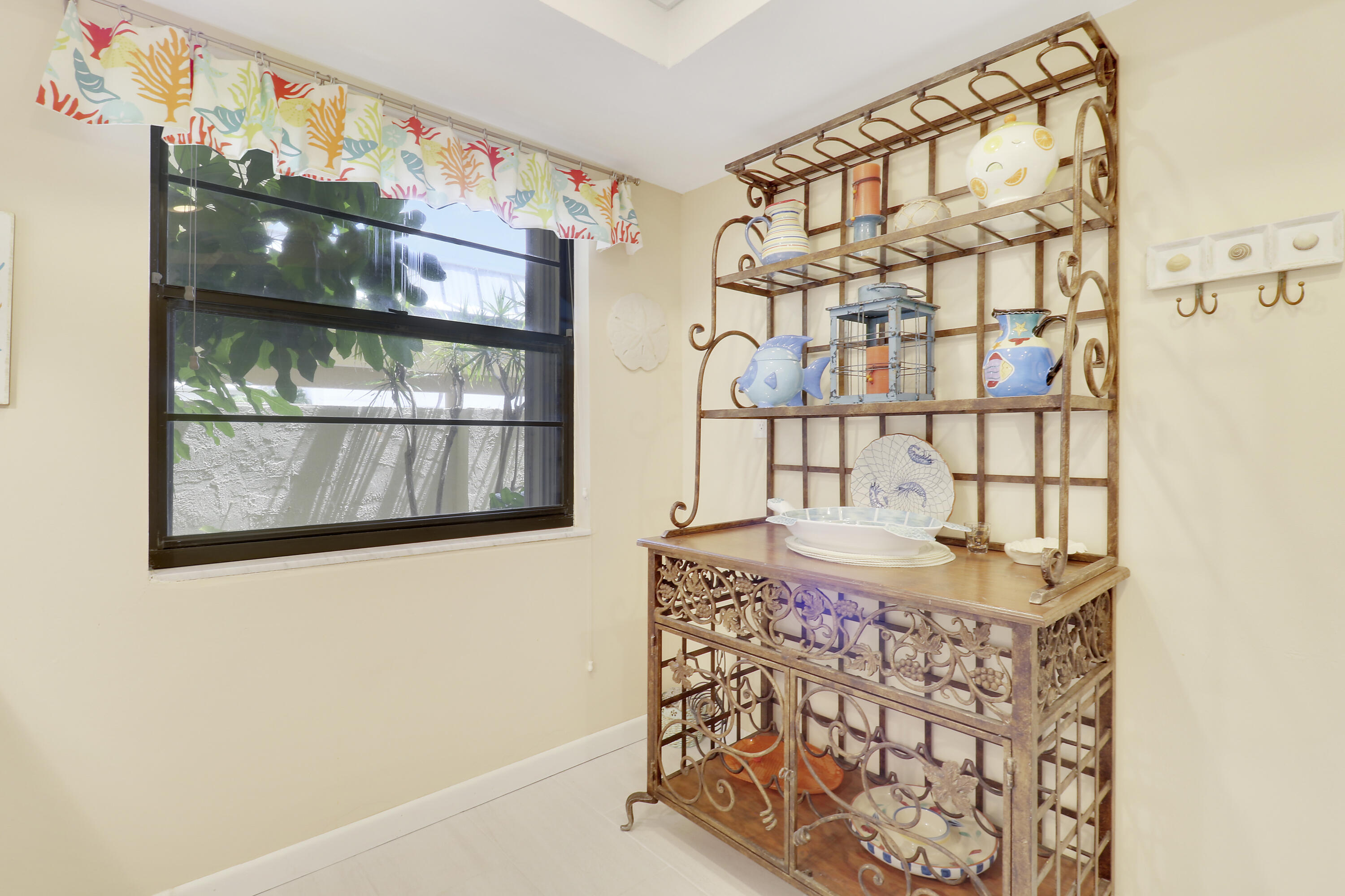 375 S Beach Road 102b