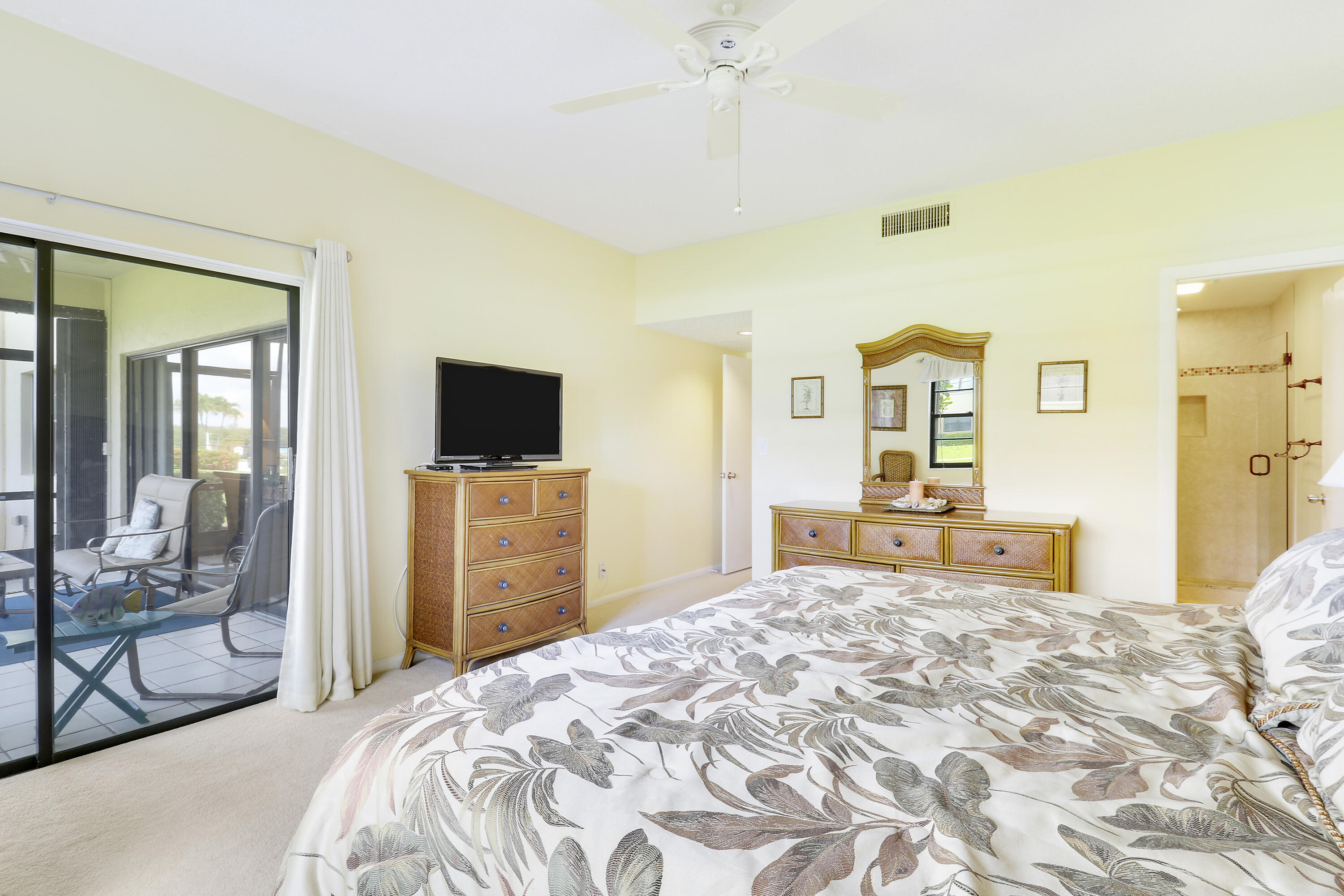 375 S Beach Road 102b
