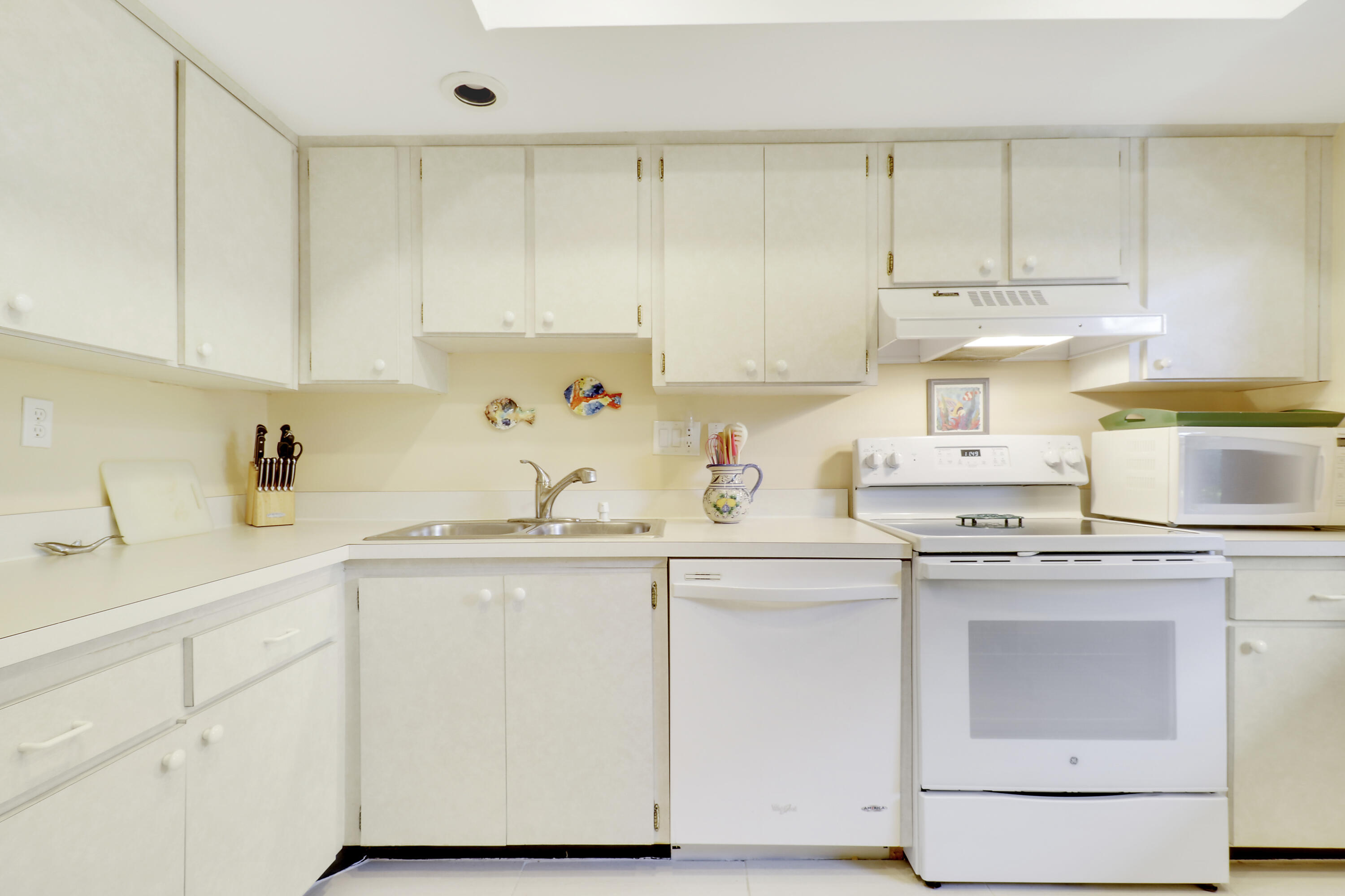 375 S Beach Road 102b