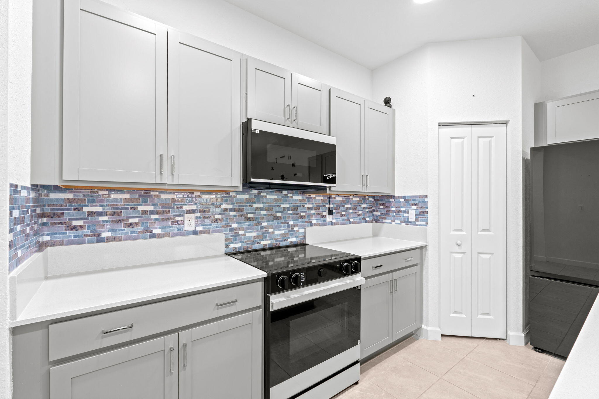 4370 Pond Lily Lane