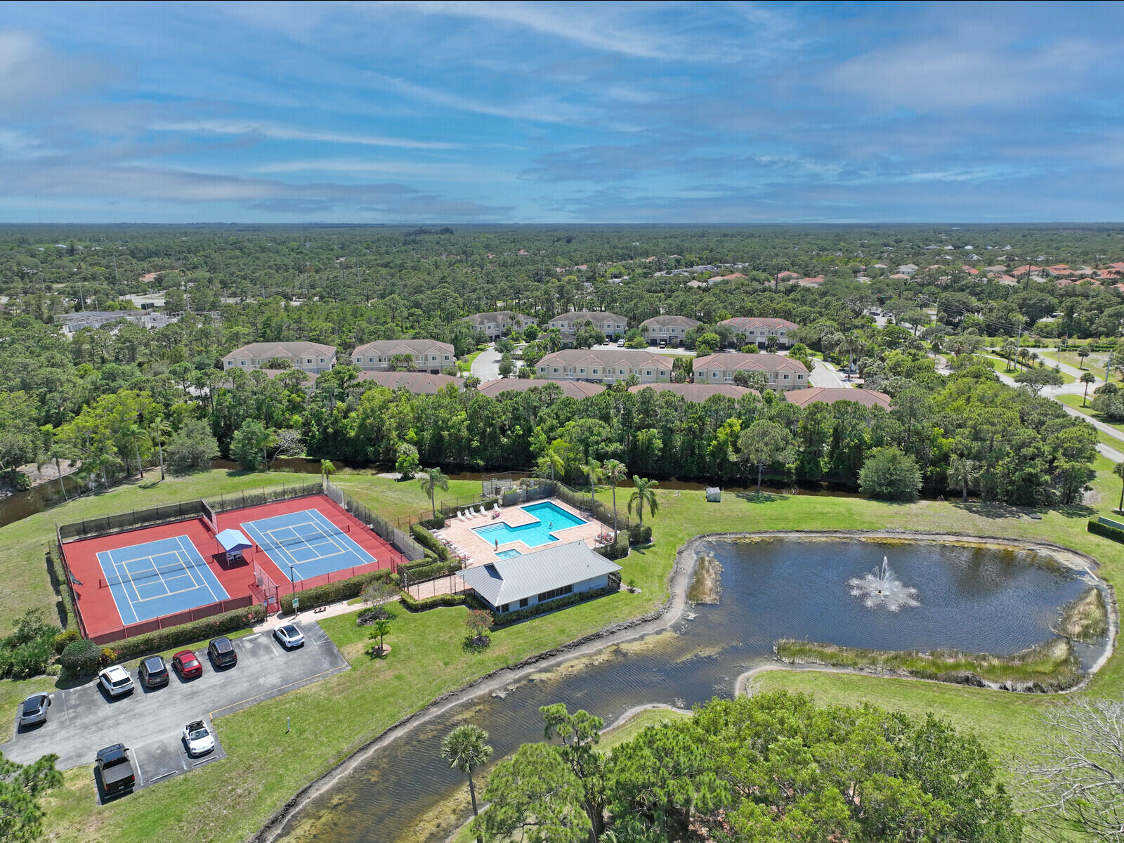 6901 SE Constitution Boulevard 204