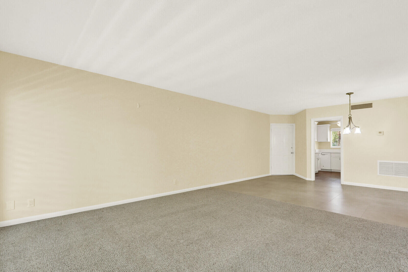 9 Westwood Avenue 102b