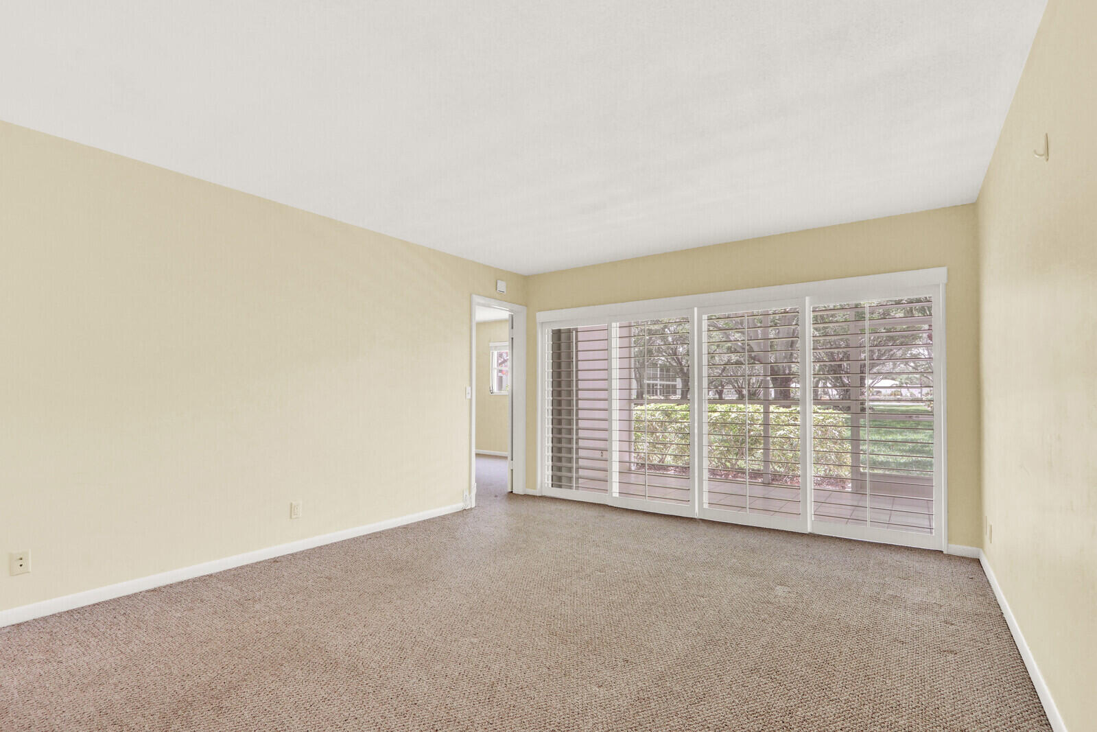 9 Westwood Avenue 102b