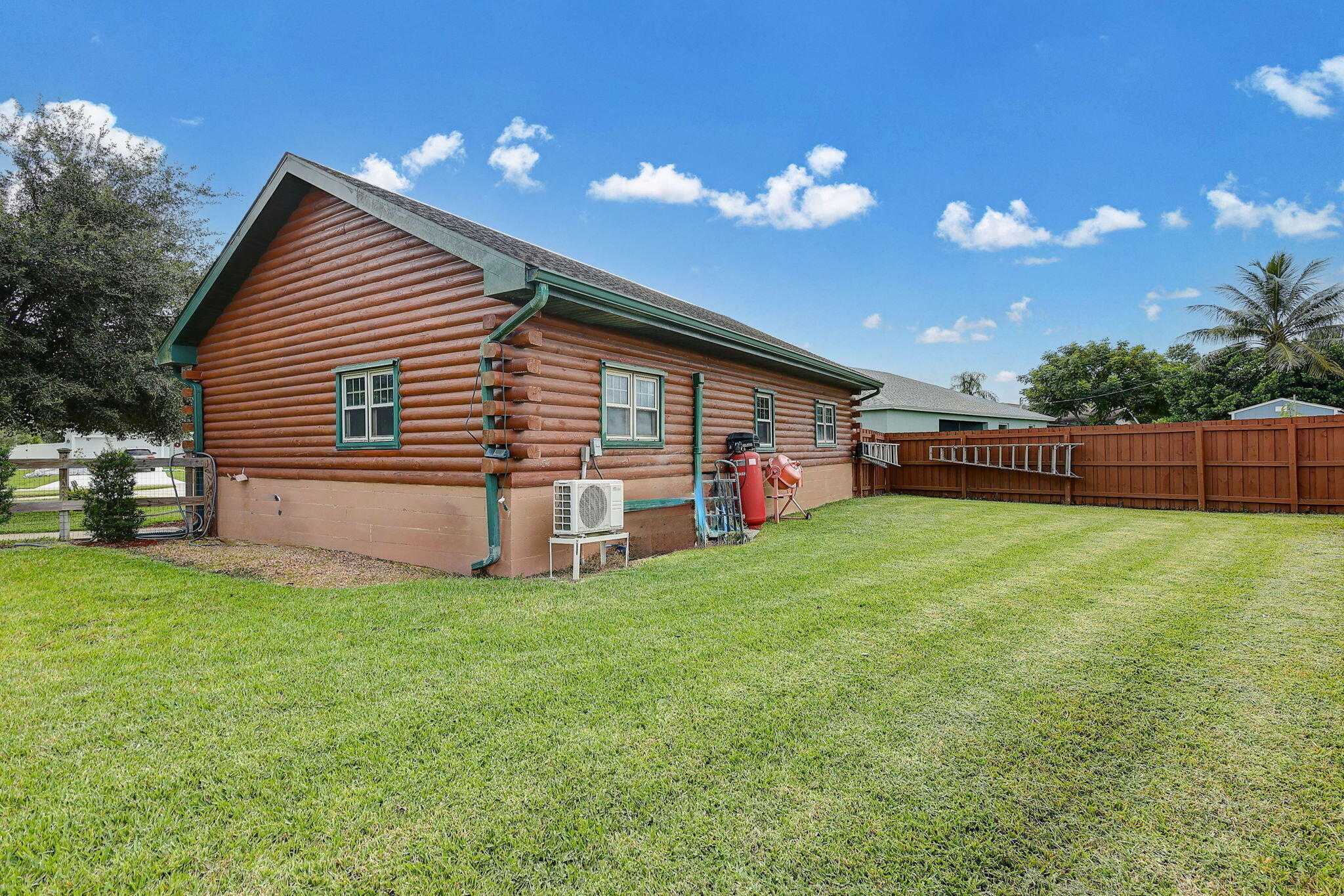 4550 SW Calloway Street, Port St. Lucie