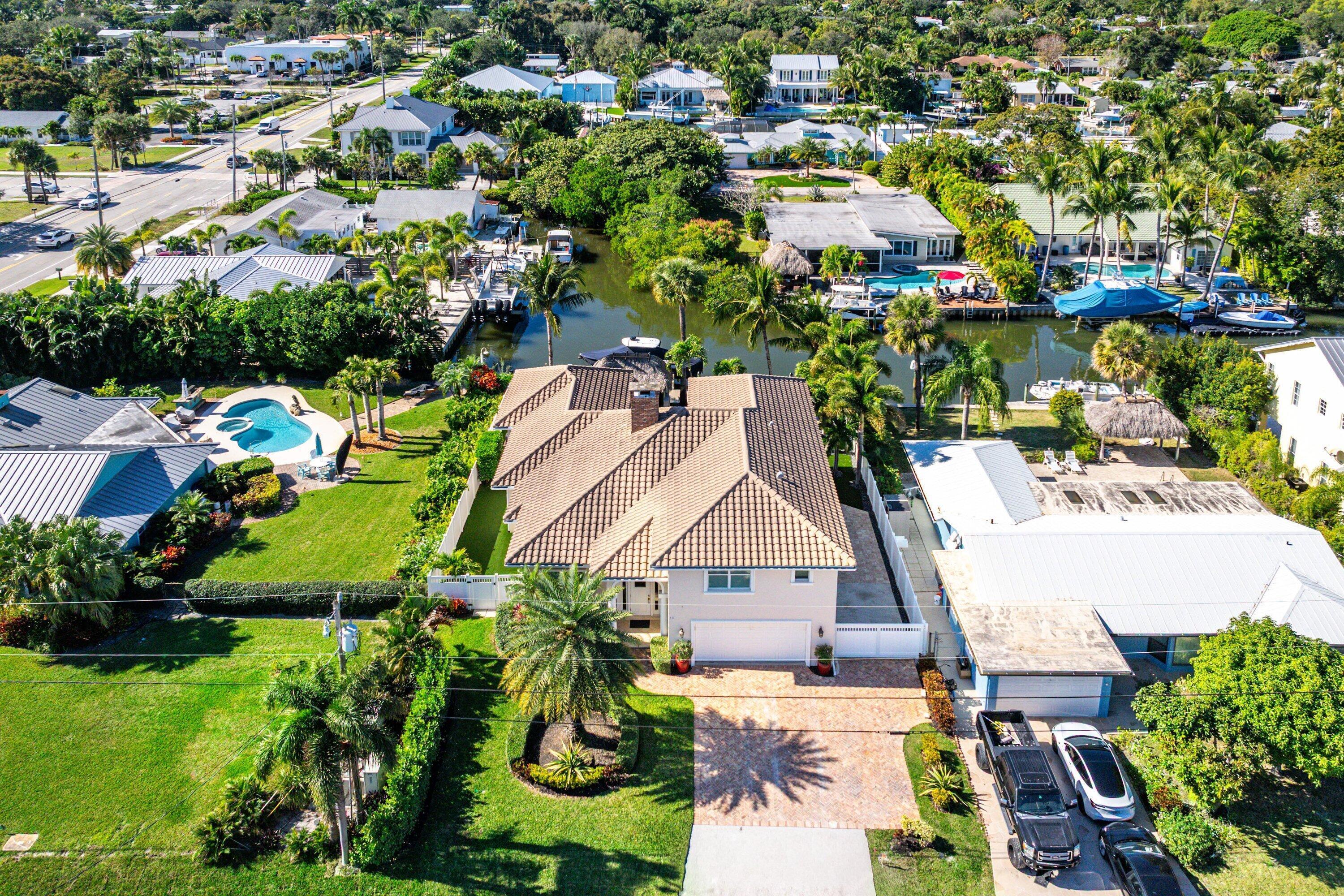 906 Dolphin Drive