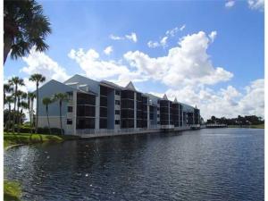 40 NE Plantation Road 117