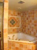 4200 N Ocean Drive 2-205