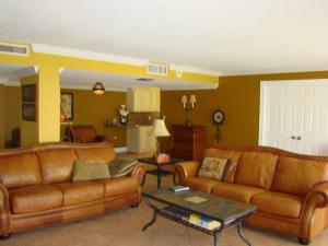 4200 N Ocean Drive 2-205