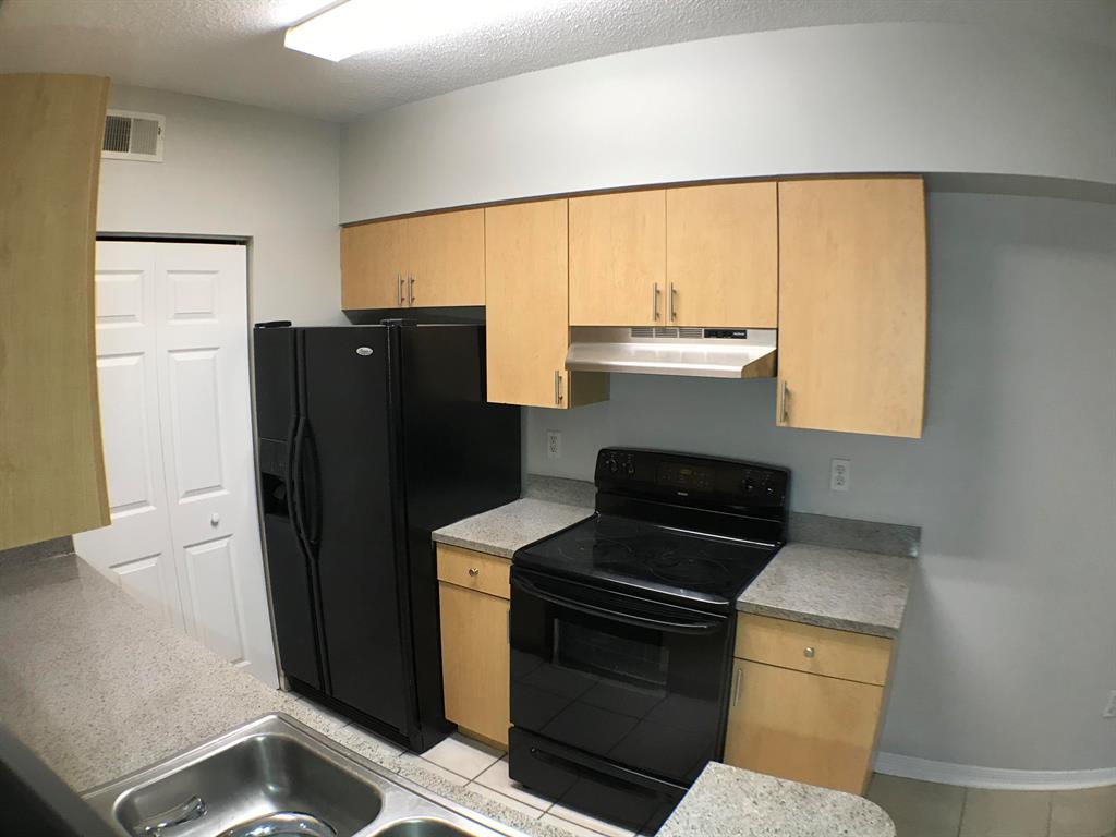 10276 Fox Trail Road 104