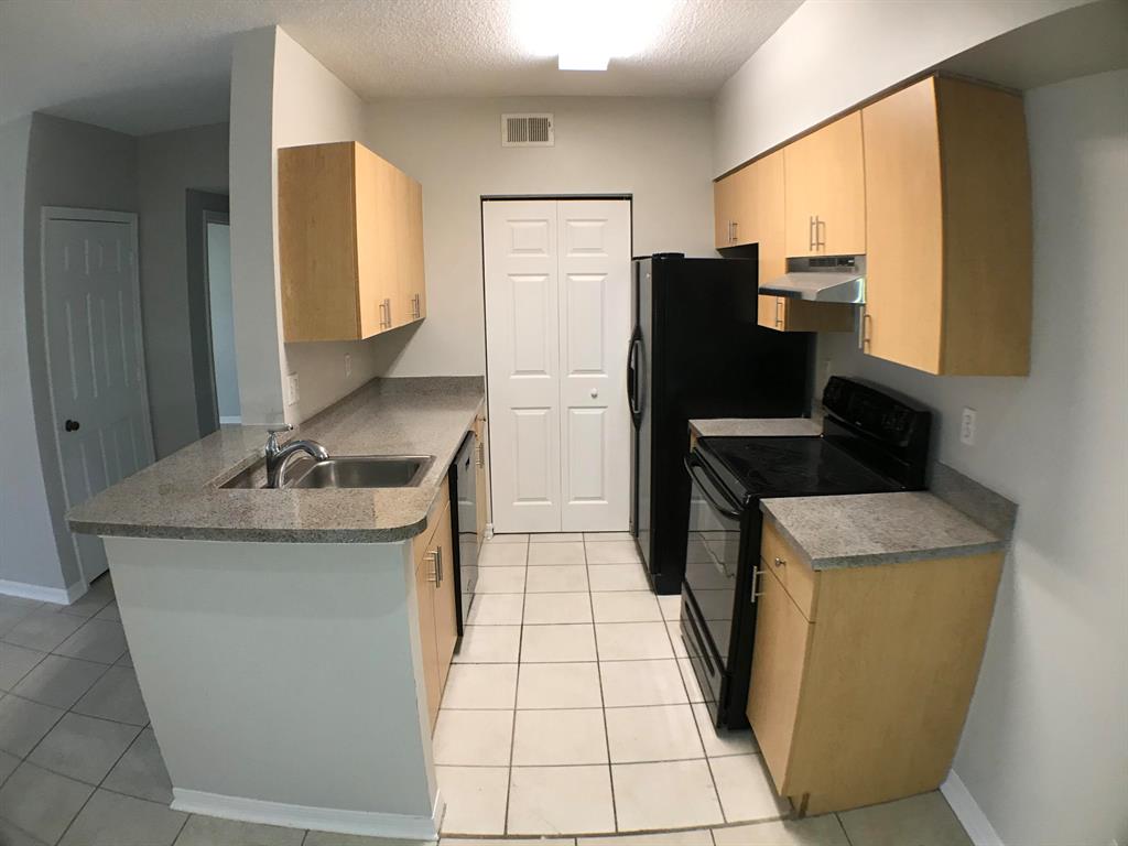 10276 Fox Trail Road 104