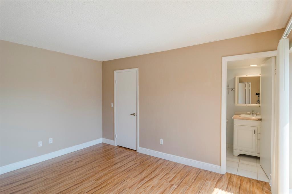 825 Center Street Unit: 10b