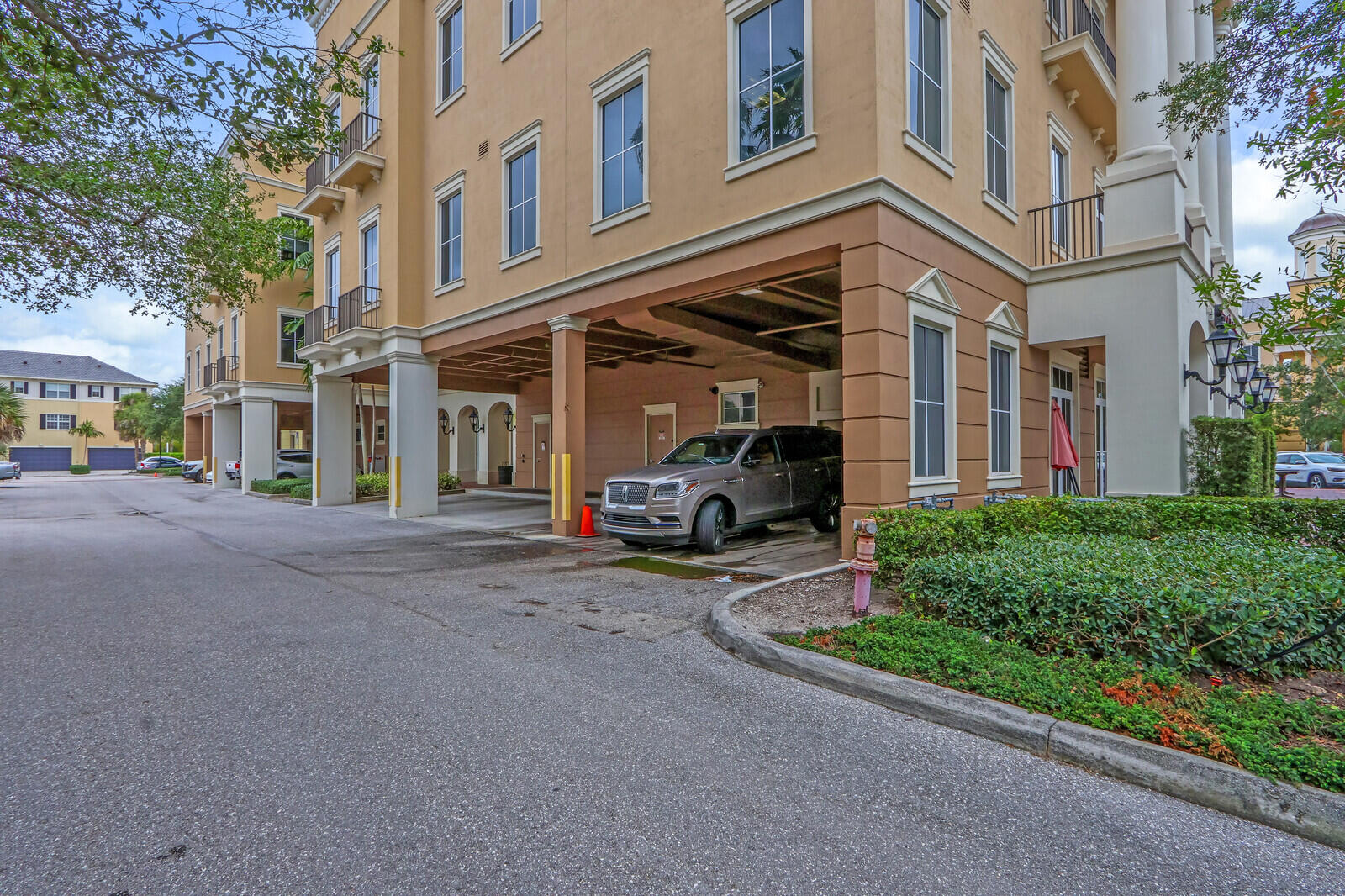 225 Chimney Corner Lane Unit: 2000, 2001