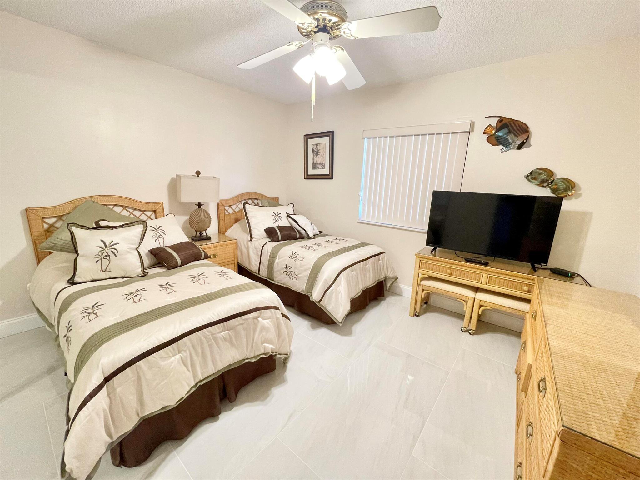 901 SW Seafarer Circle Unit: 202