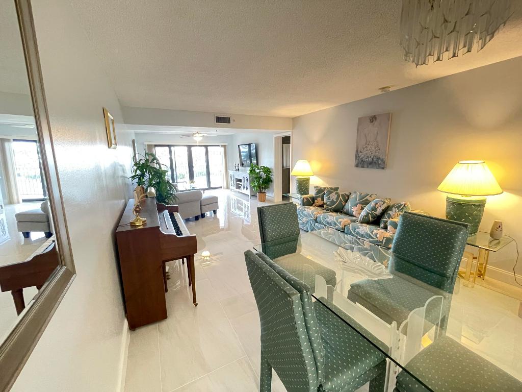 901 SW Seafarer Circle Unit: 202