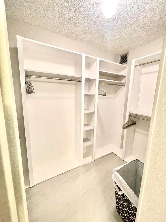 901 SW Seafarer Circle Unit: 202