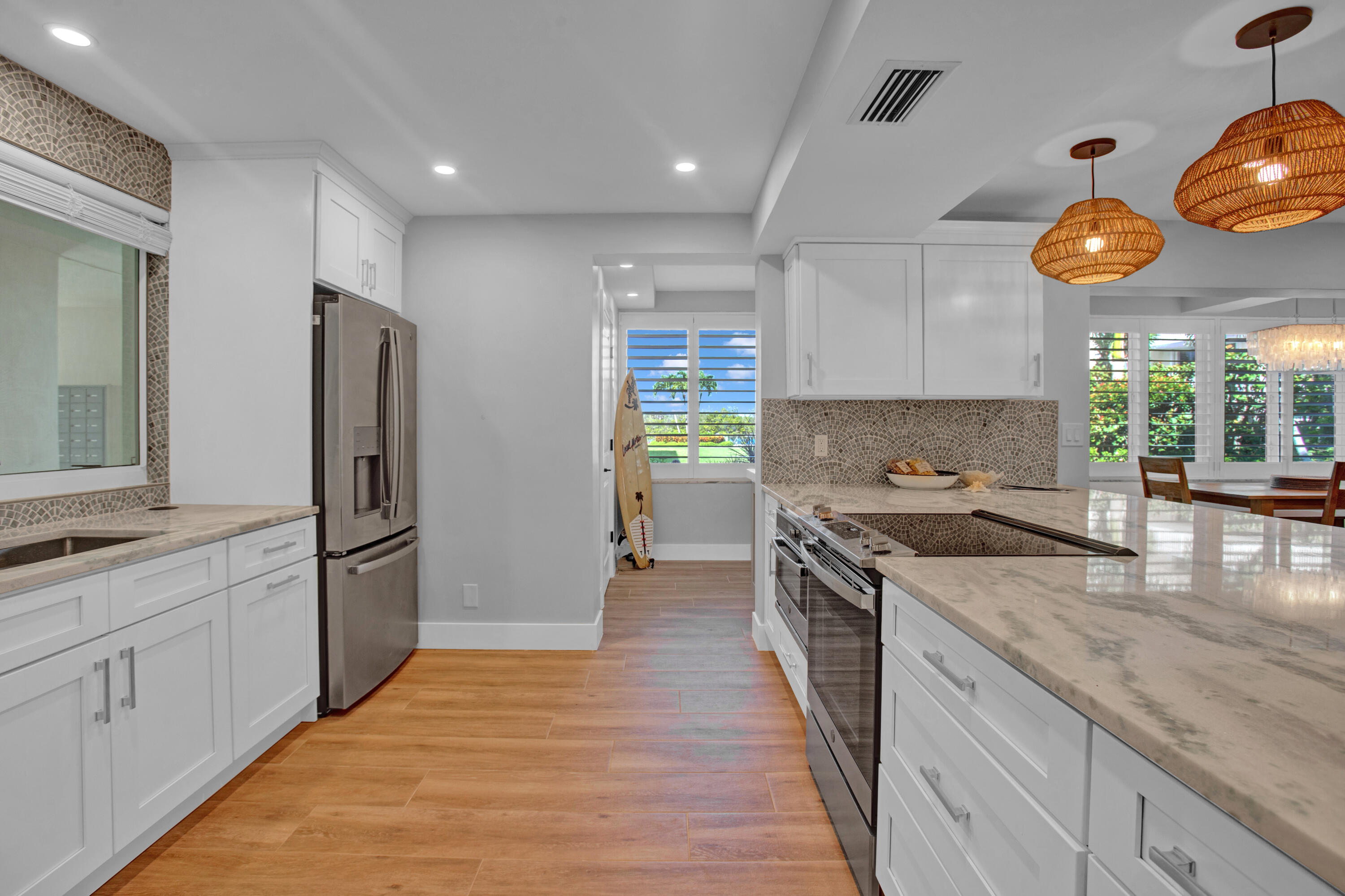 325 Beach Road Unit: 105