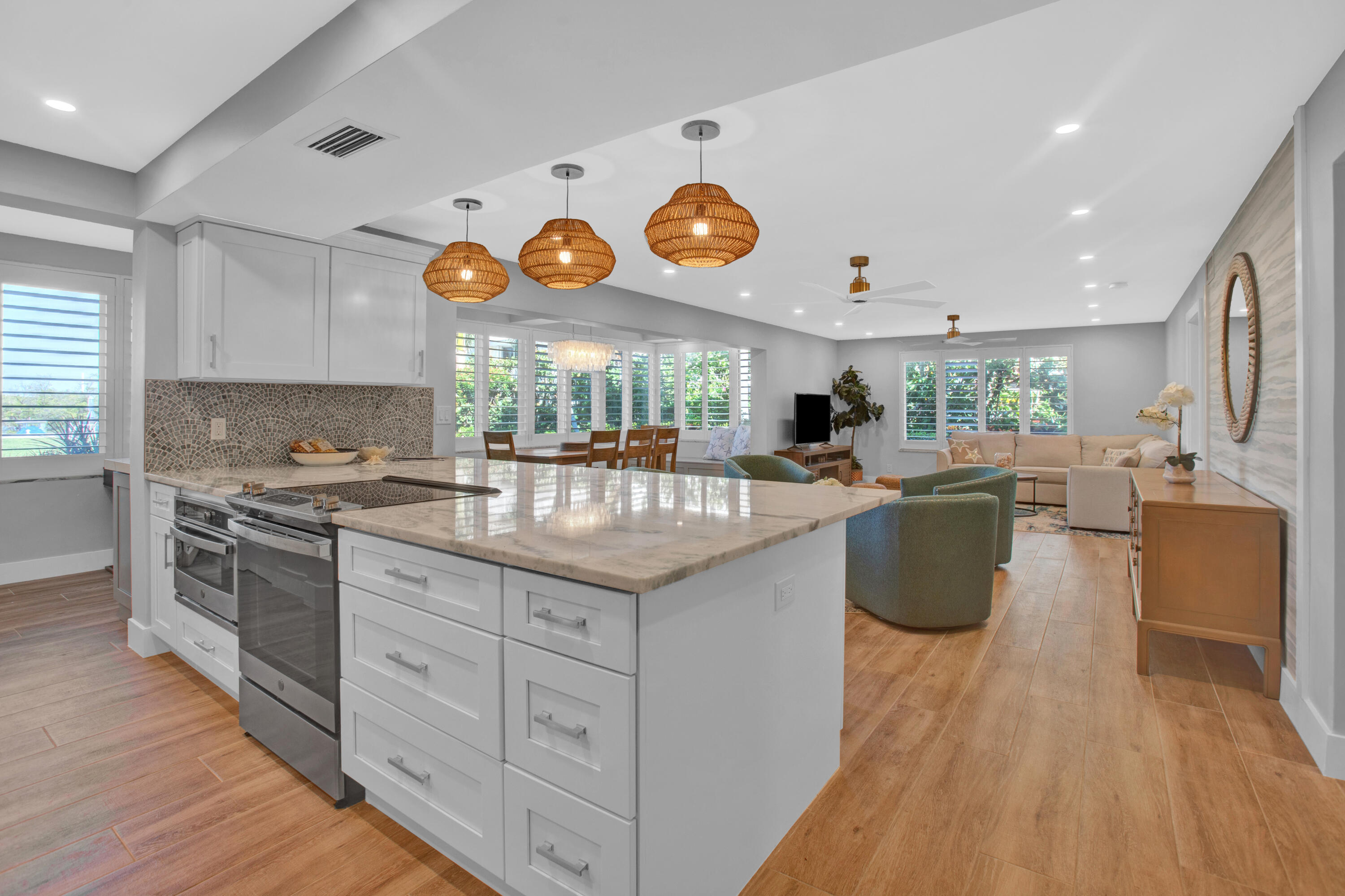 325 Beach Road Unit: 105