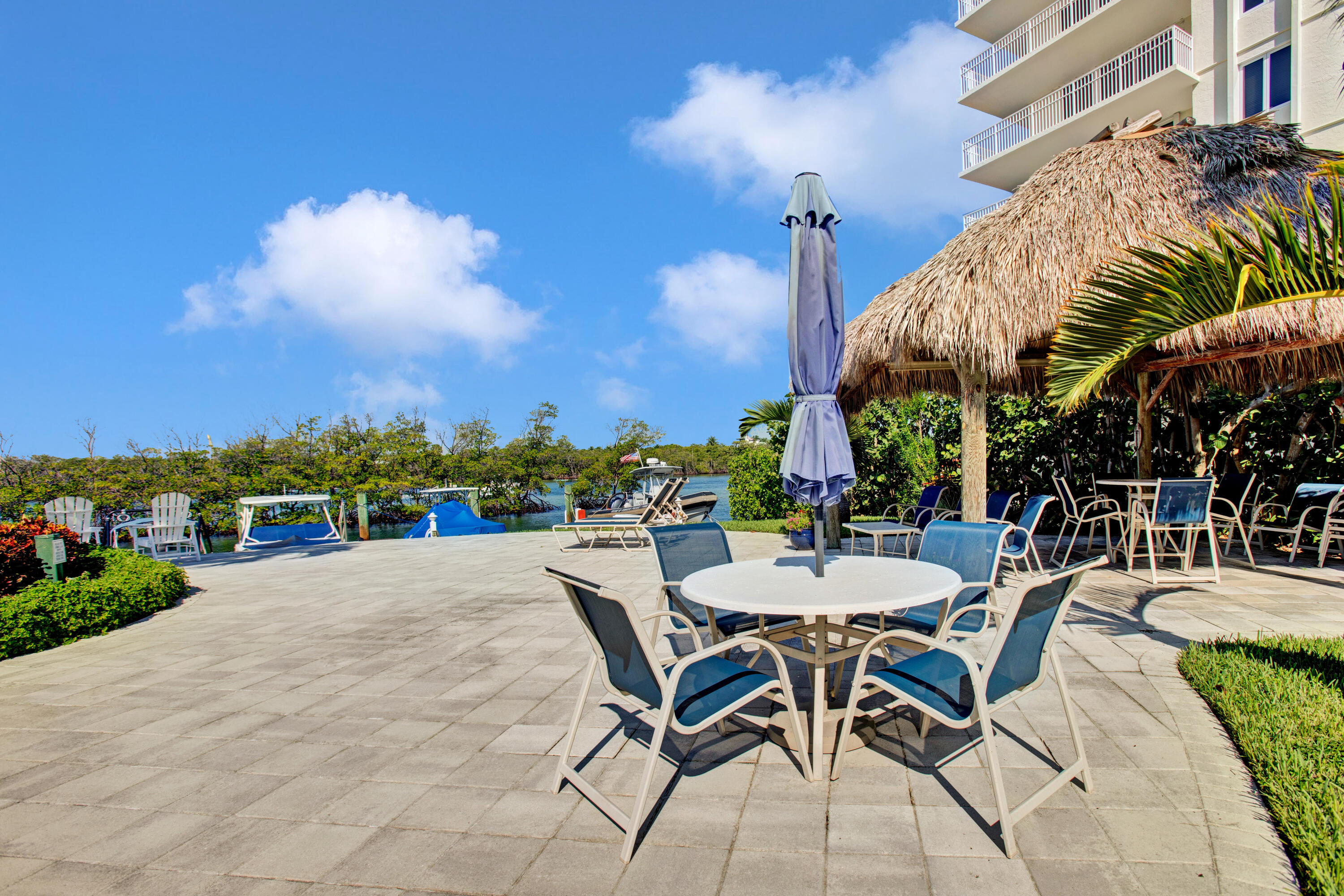 325 Beach Road Unit: 105