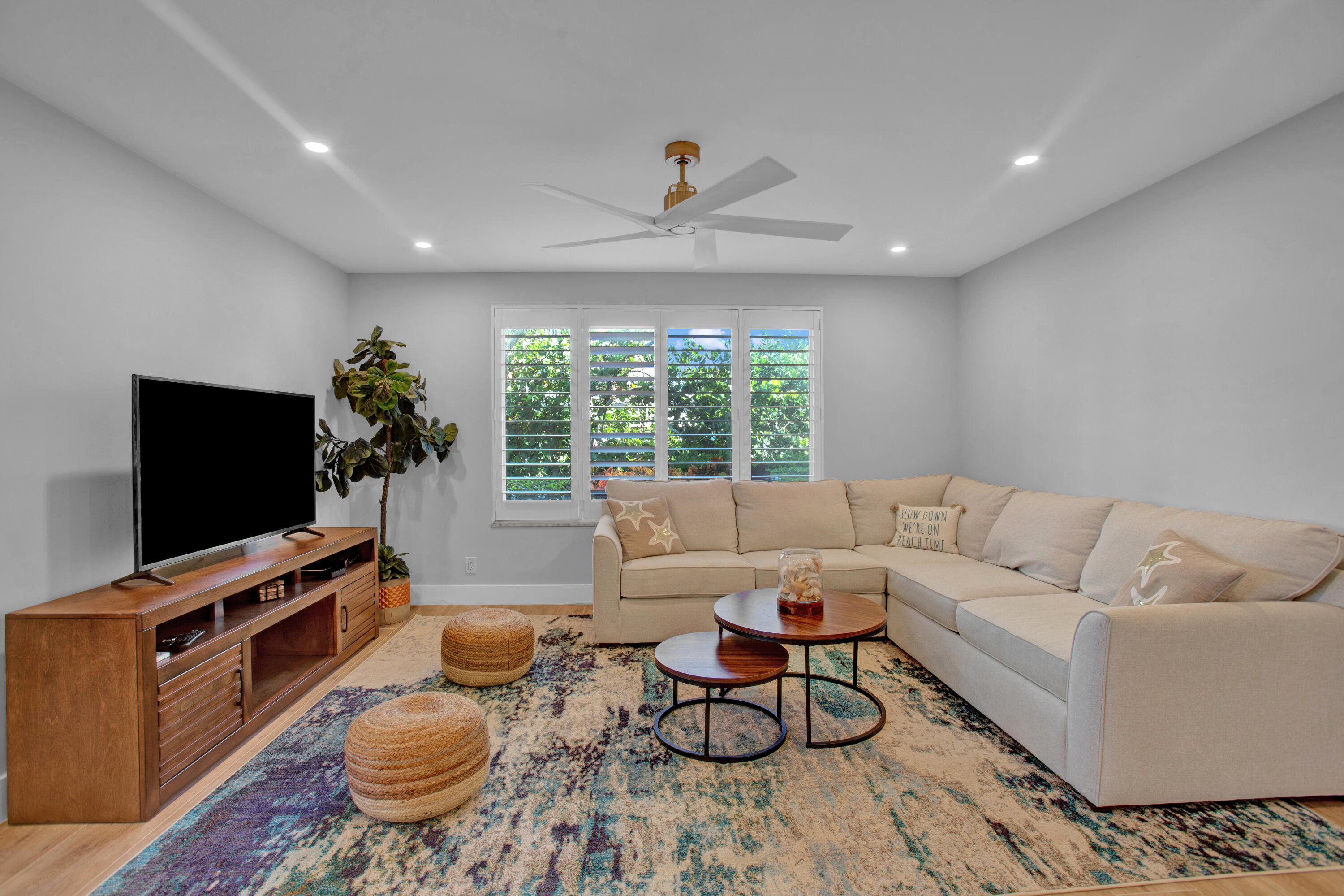 325 Beach Road Unit: 105