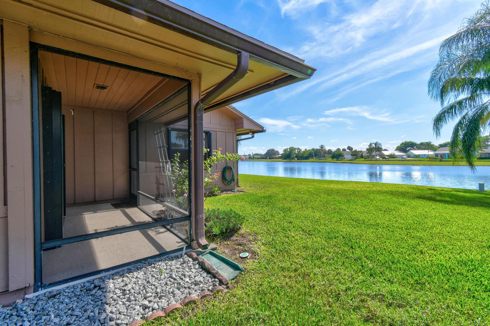 7094 SE Bunker Hill Drive