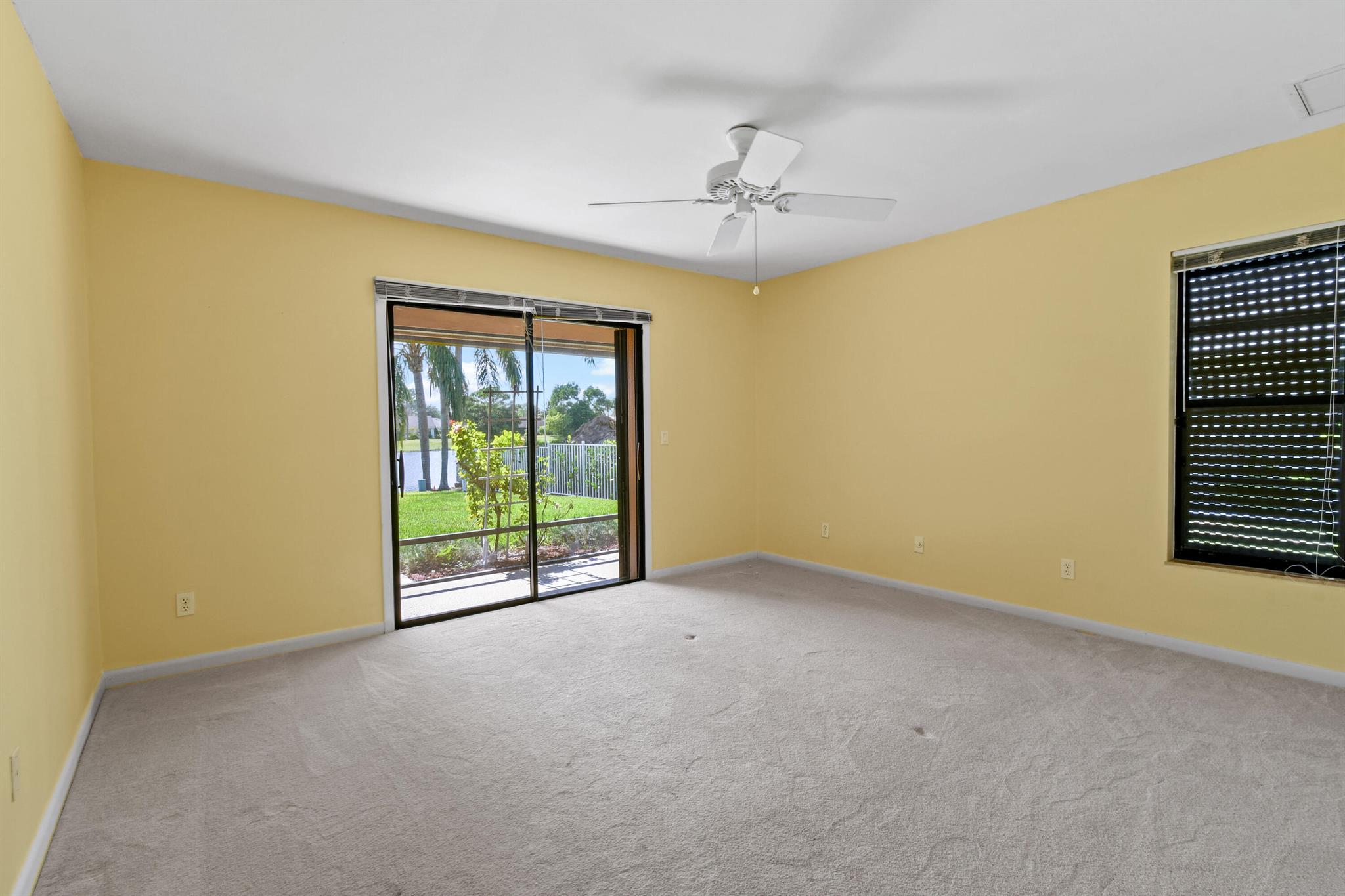 7094 SE Bunker Hill Drive