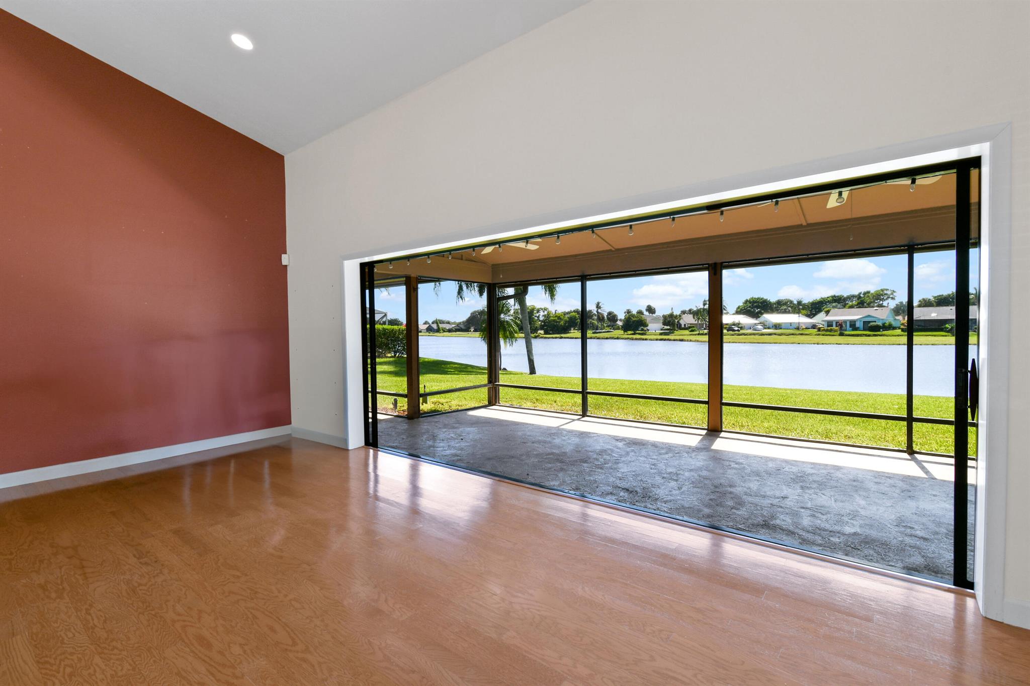 7094 SE Bunker Hill Drive