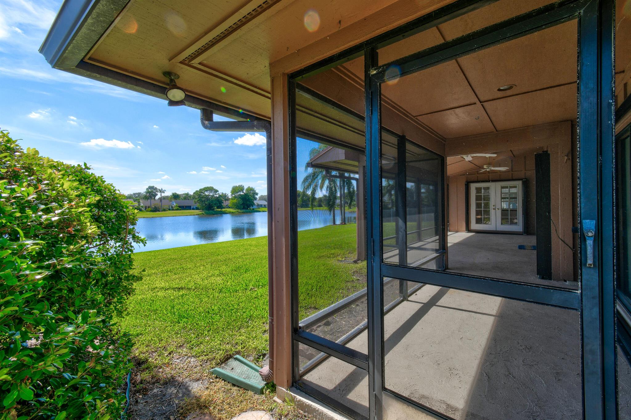 7094 SE Bunker Hill Drive