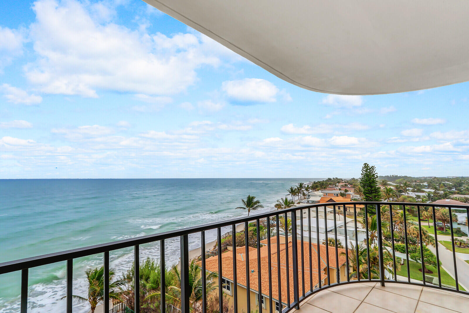 100 Beach Road Unit: 704