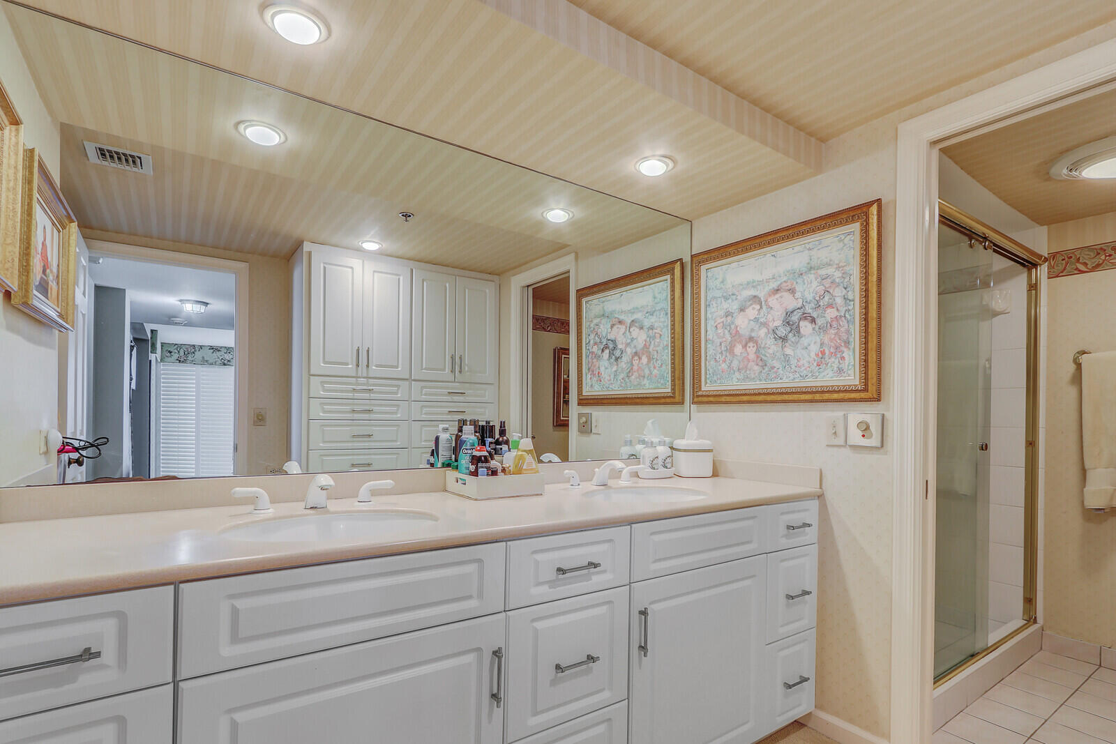 100 Beach Road Unit: 704