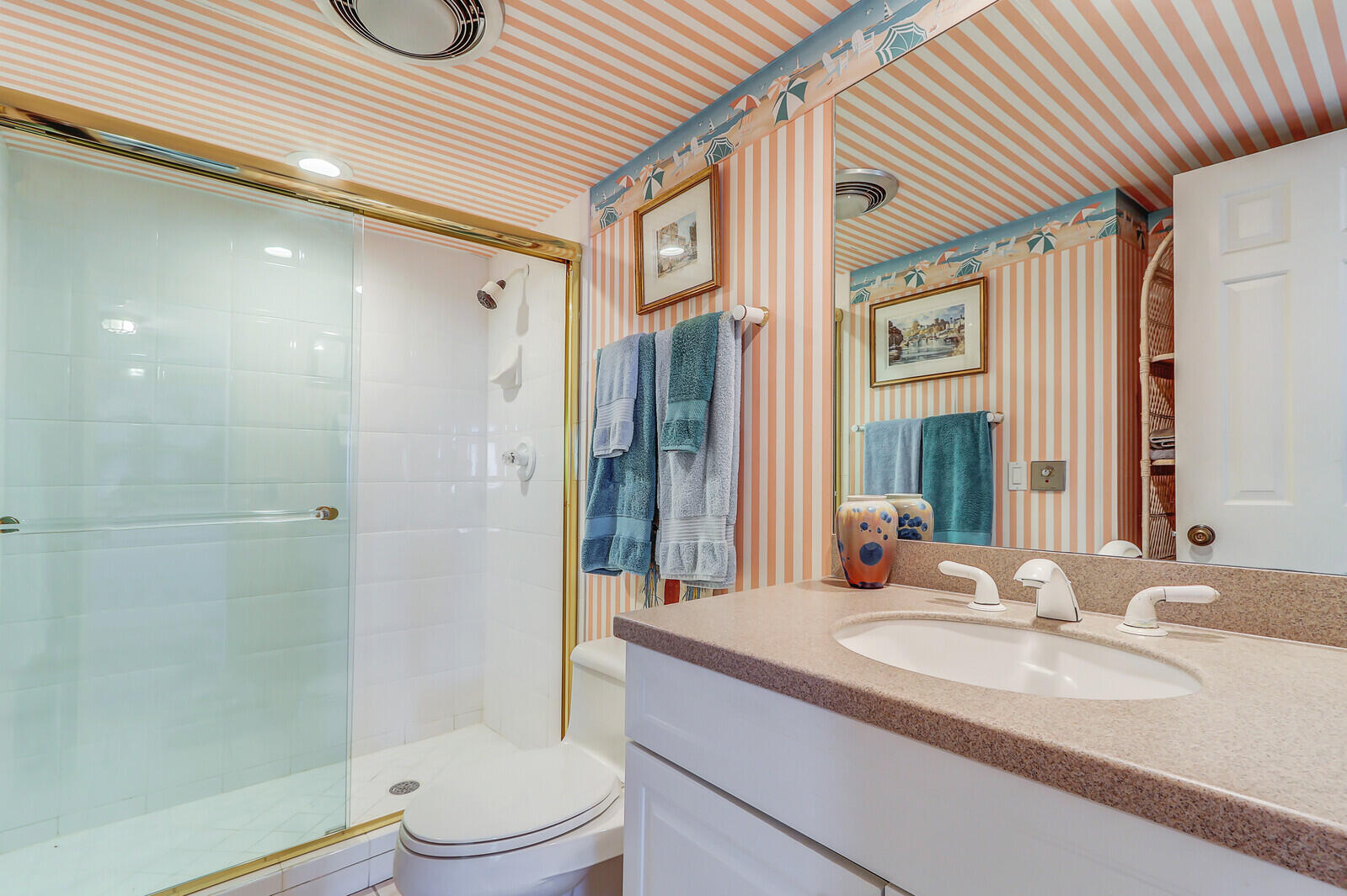 100 Beach Road Unit: 704